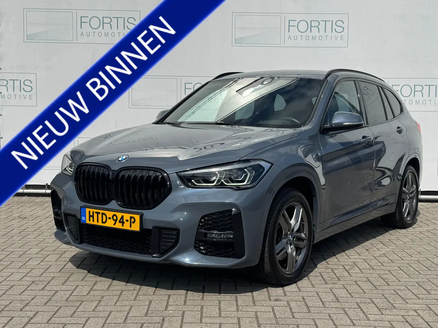 BMW X1 xDrive25e High Executive M-SPORT | BLACK GRILL | N Gris - 1