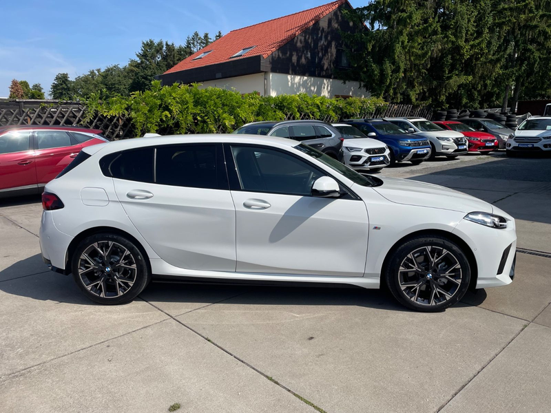 BMW 120 d M-Sport/Klima/Navi/Kamera/SitzHeiz/LED/PDC — photo 2