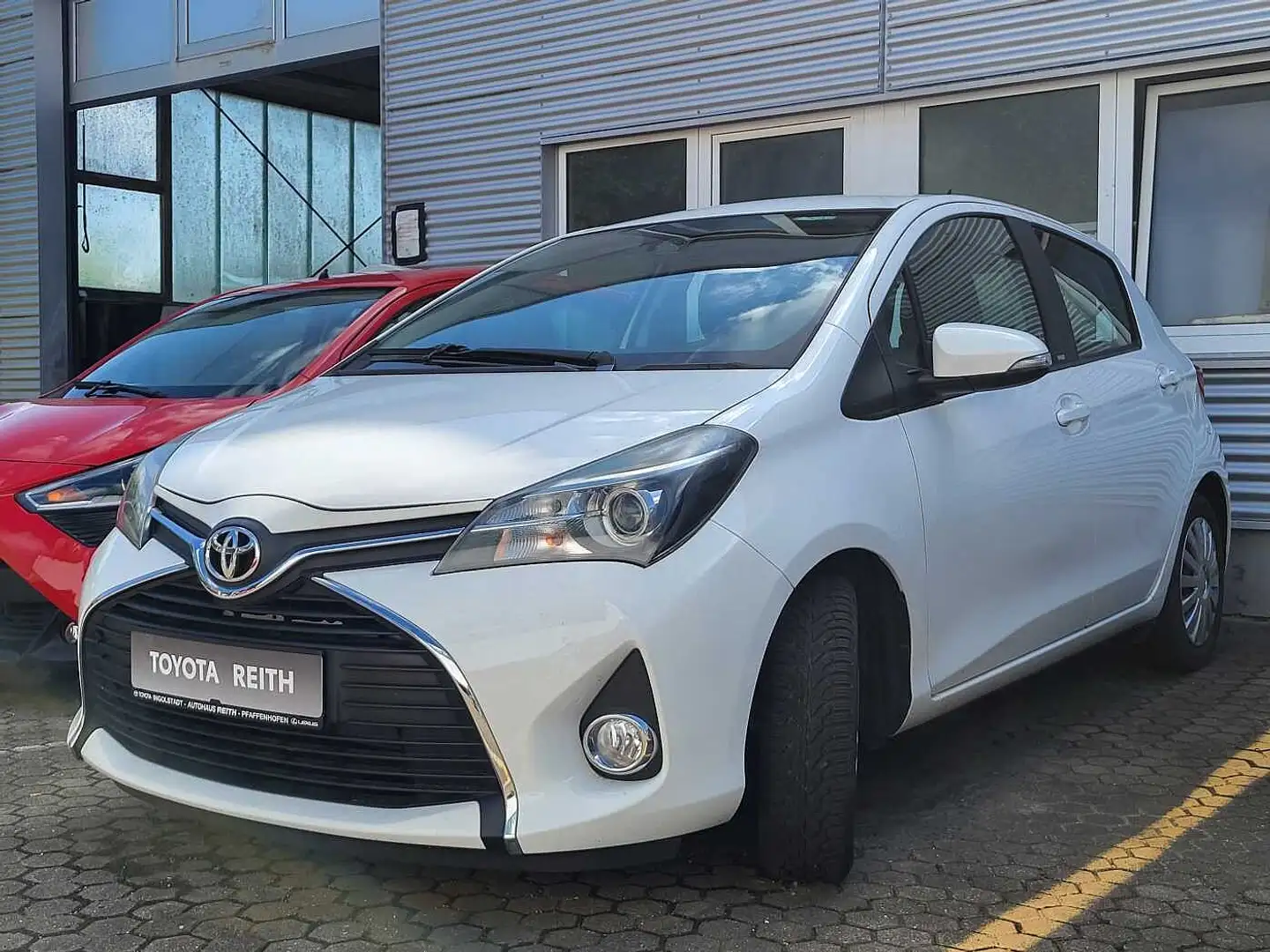 Toyota Yaris 1.0 VVT-i Edition-S Kupplung neu Weiß - 2
