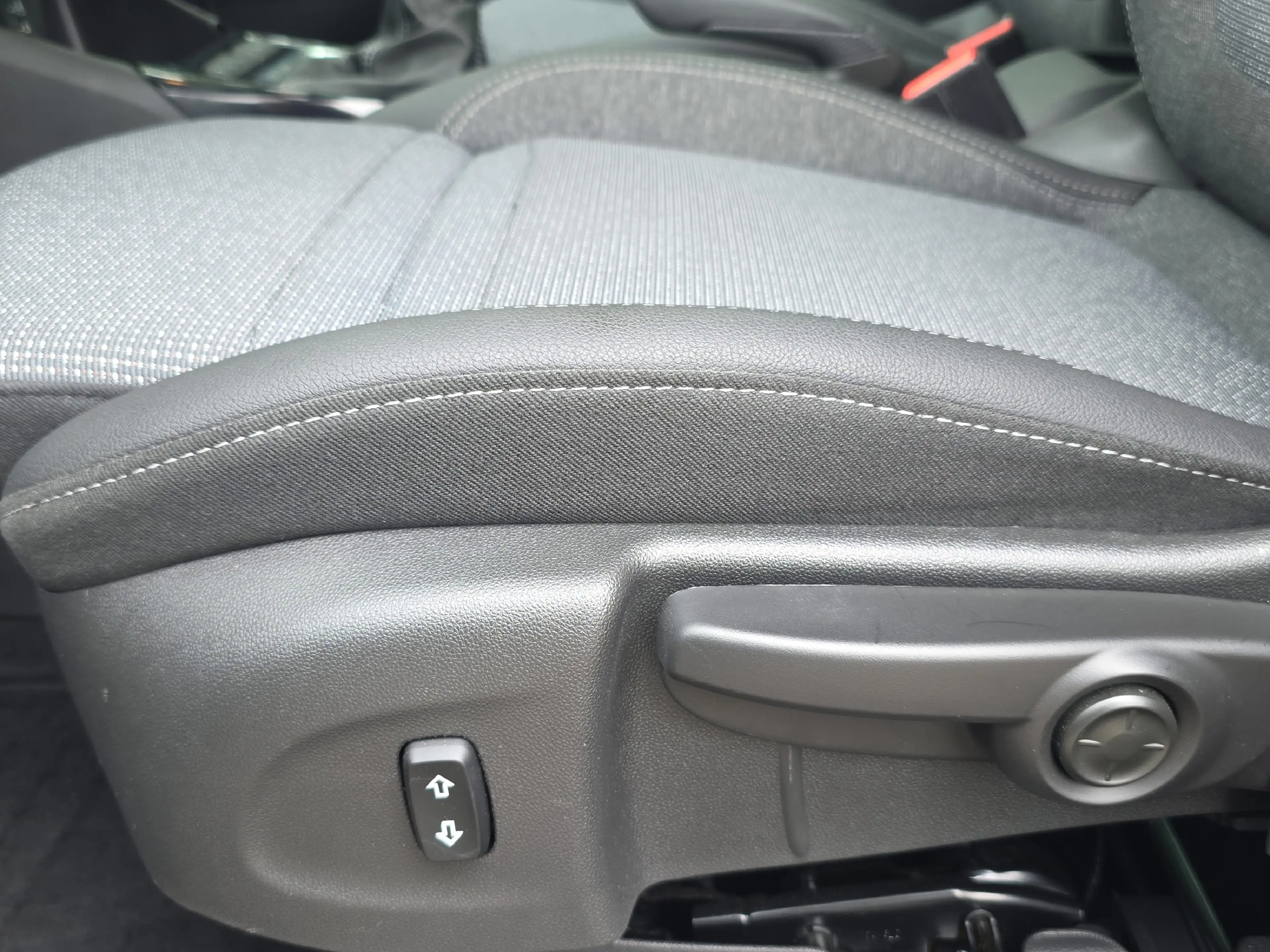 Opel Crossland 1.2 Turbo Elegance Paket *Kamera*PDC* — photo 13