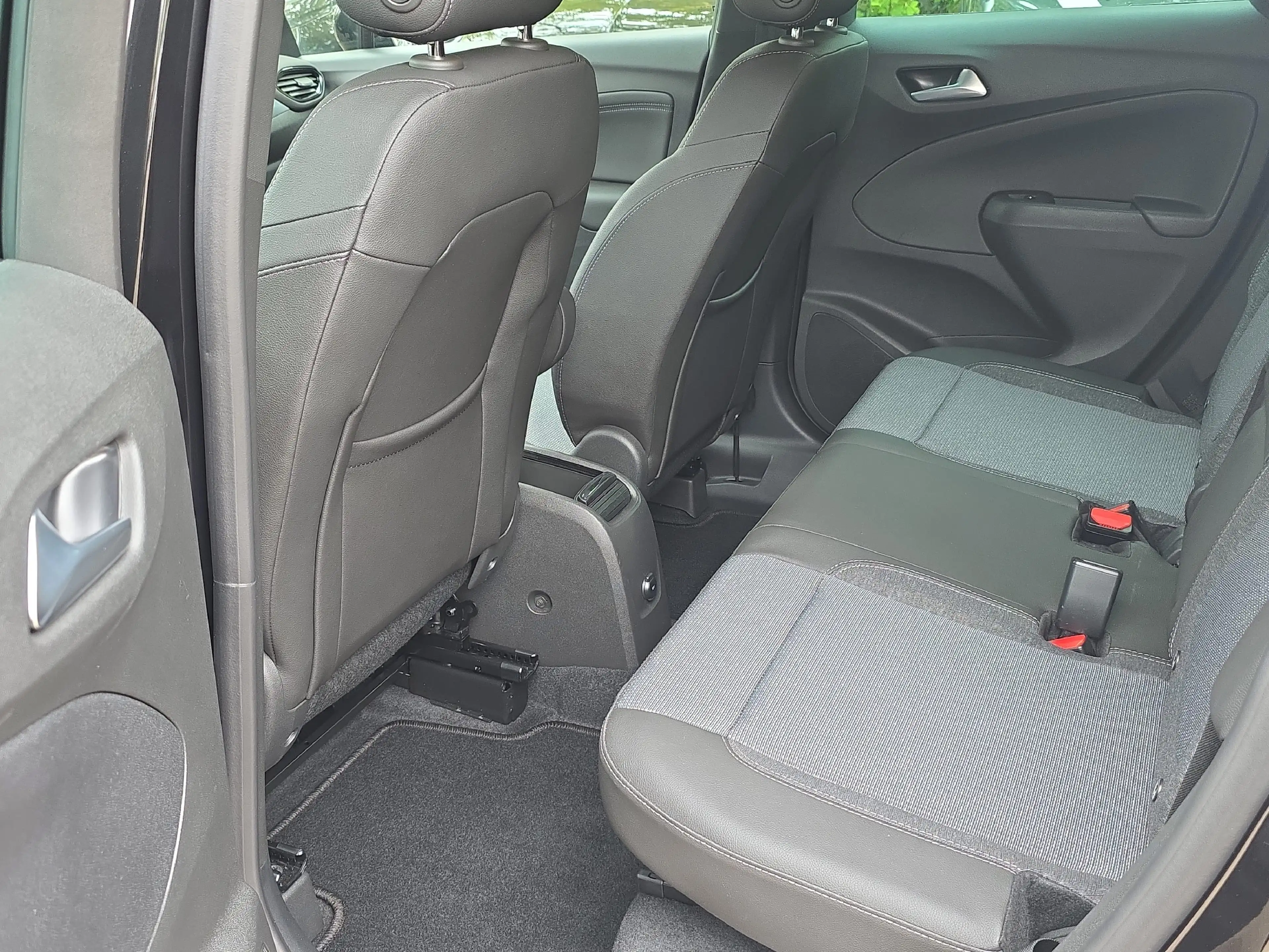 Opel Crossland 1.2 Turbo Elegance Paket *Kamera*PDC* — photo 11