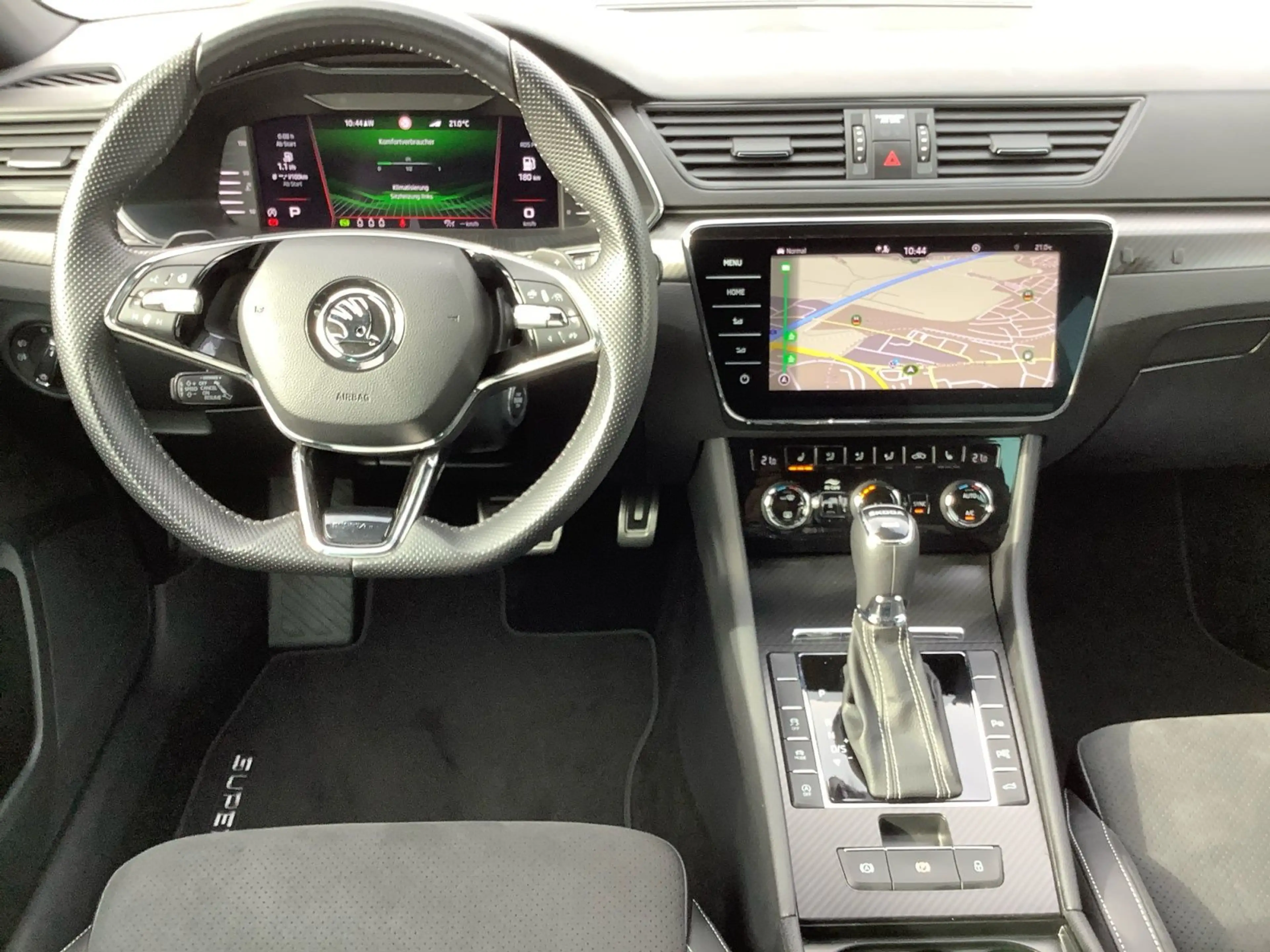 Skoda Superb Combi 2.0 TSI DSG Sportline 4x4 ACC AHK — photo 10