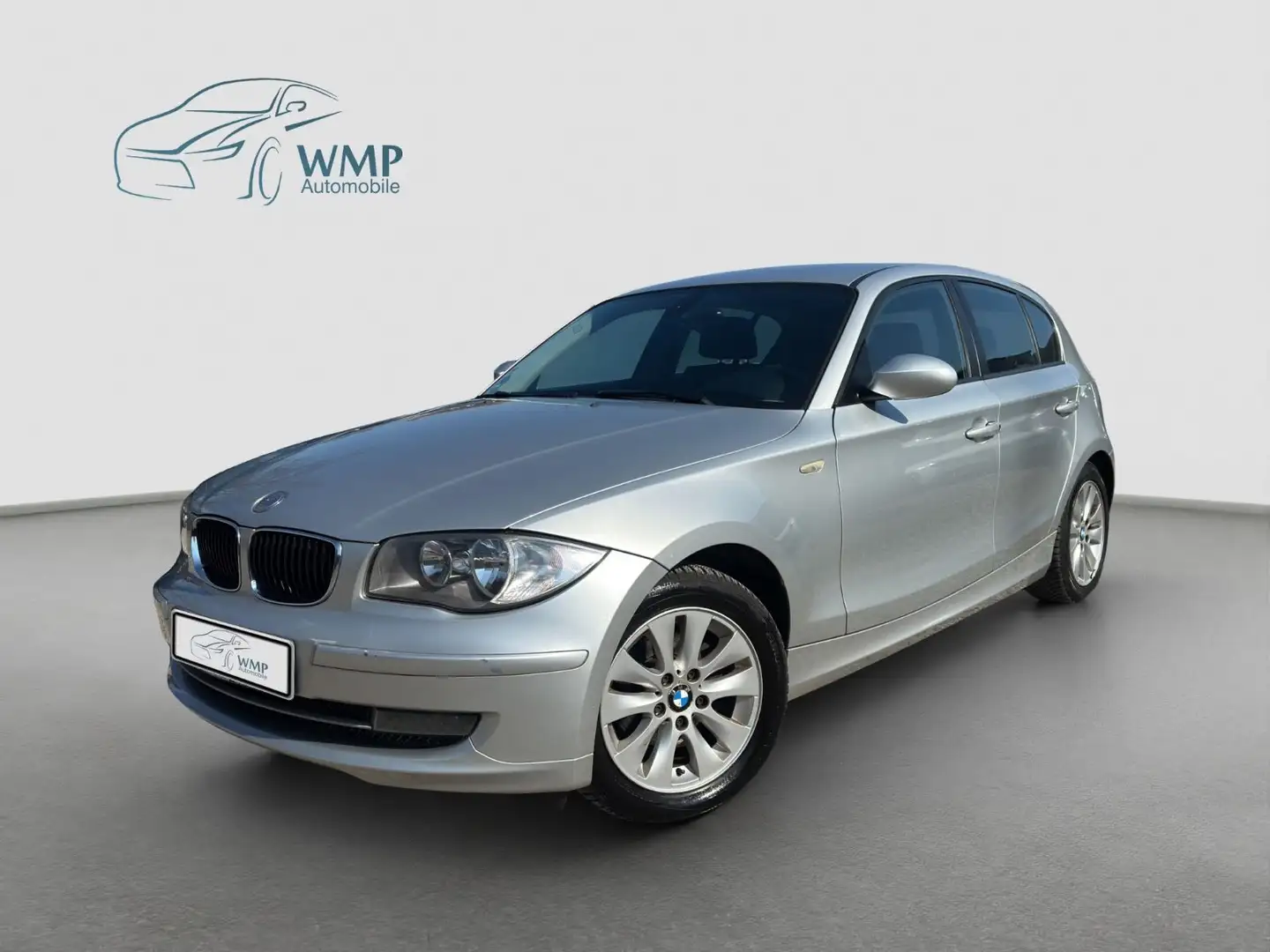 BMW 116 i/II.Hand/Sitzheizung/Klima/PDC/16ZollAlu/ Silber - 1