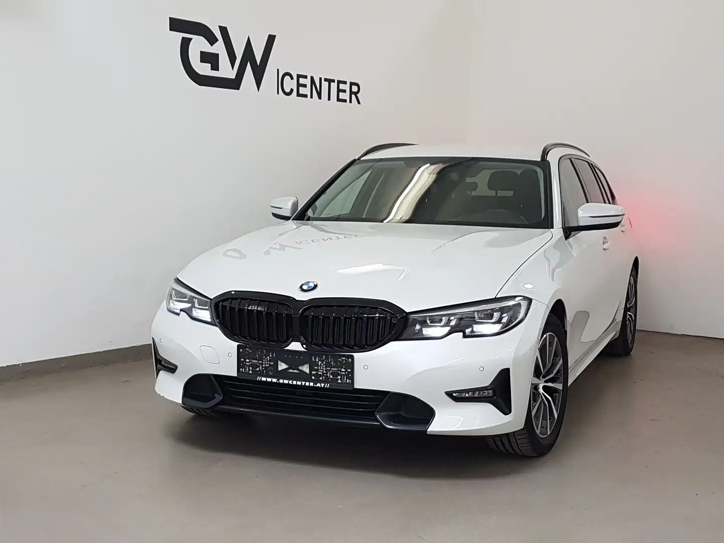 BMW 320 d xDrive Sport Line Head Up Harman Kardon RFK Weiß - 1