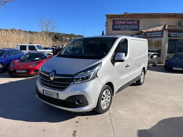Renault Trafic L1H1 1000 2.0 DCI 145CH ENERGY GRAND CONFORT EDC E6