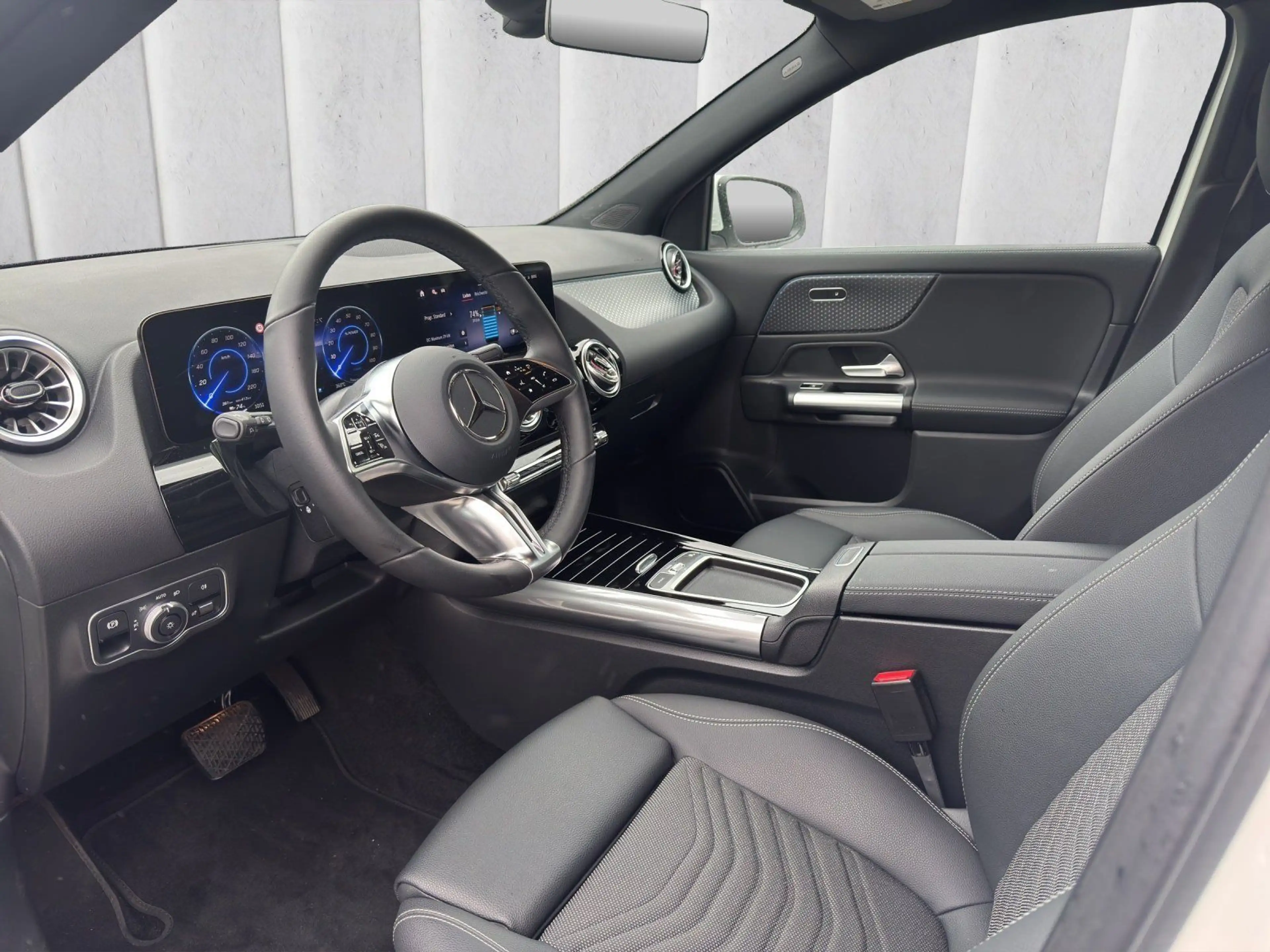 Mercedes-Benz EQA 250 + Progressive 360°Kamera Ambiente Totwin — photo 9