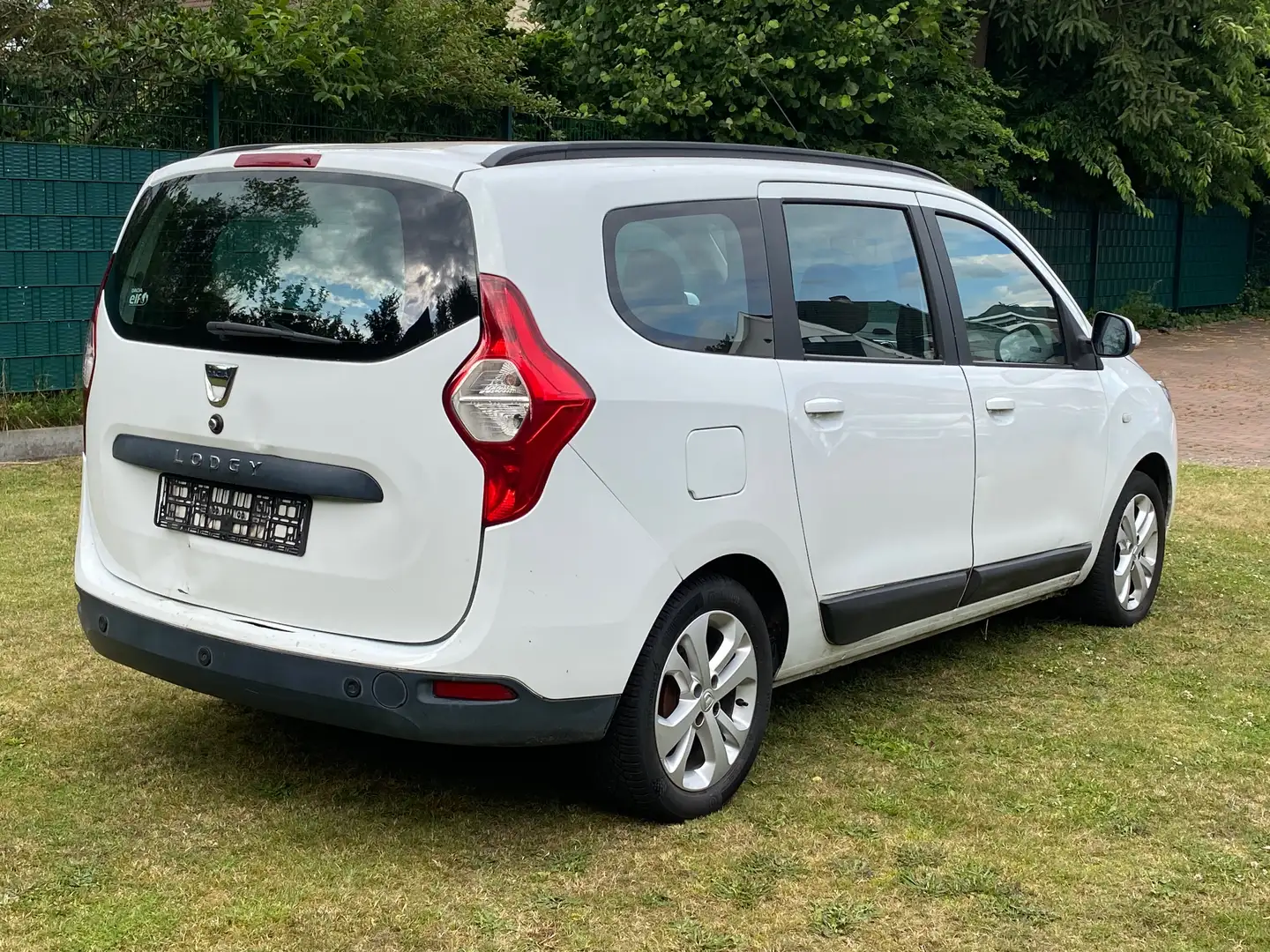 Dacia Lodgy TCe Alb - 2