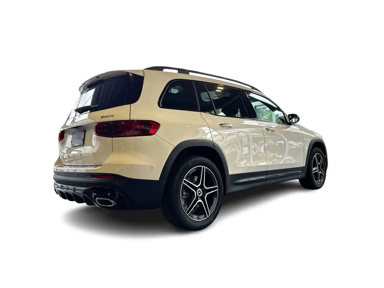 Mercedes-Benz GLB снимка Mercedes-Benz GLB