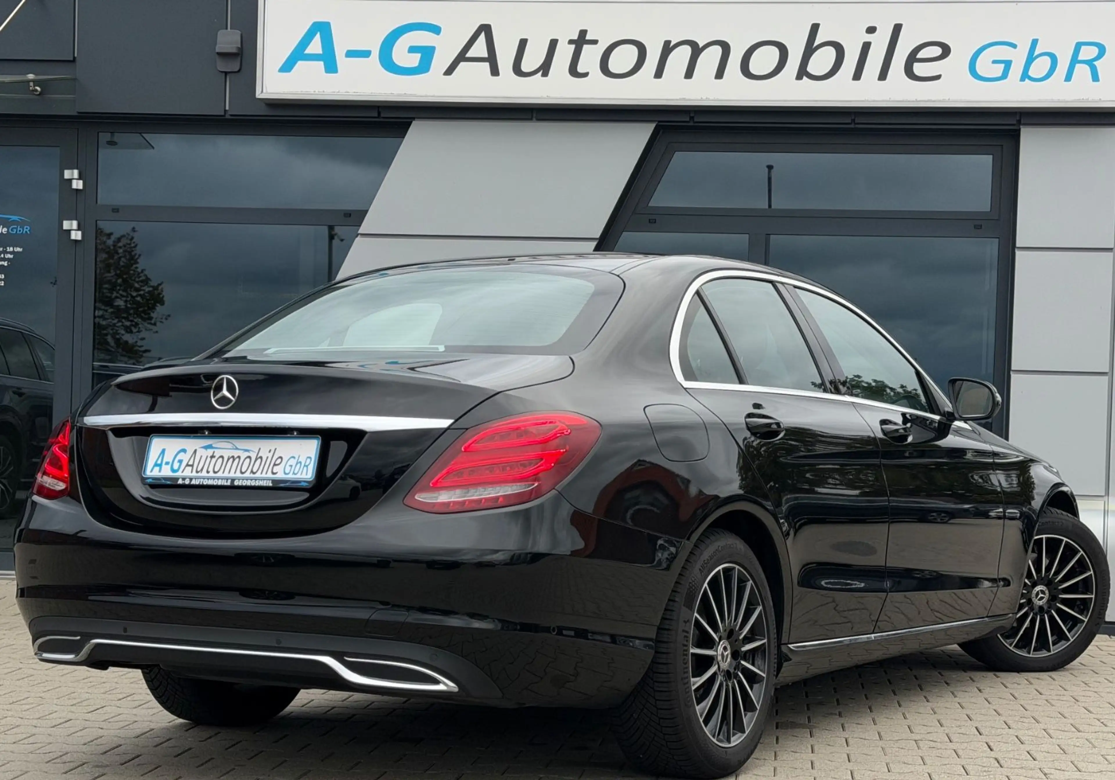 Mercedes-Benz C 200 d Limousine BlueTec Schiebedach LED AHK — photo 6