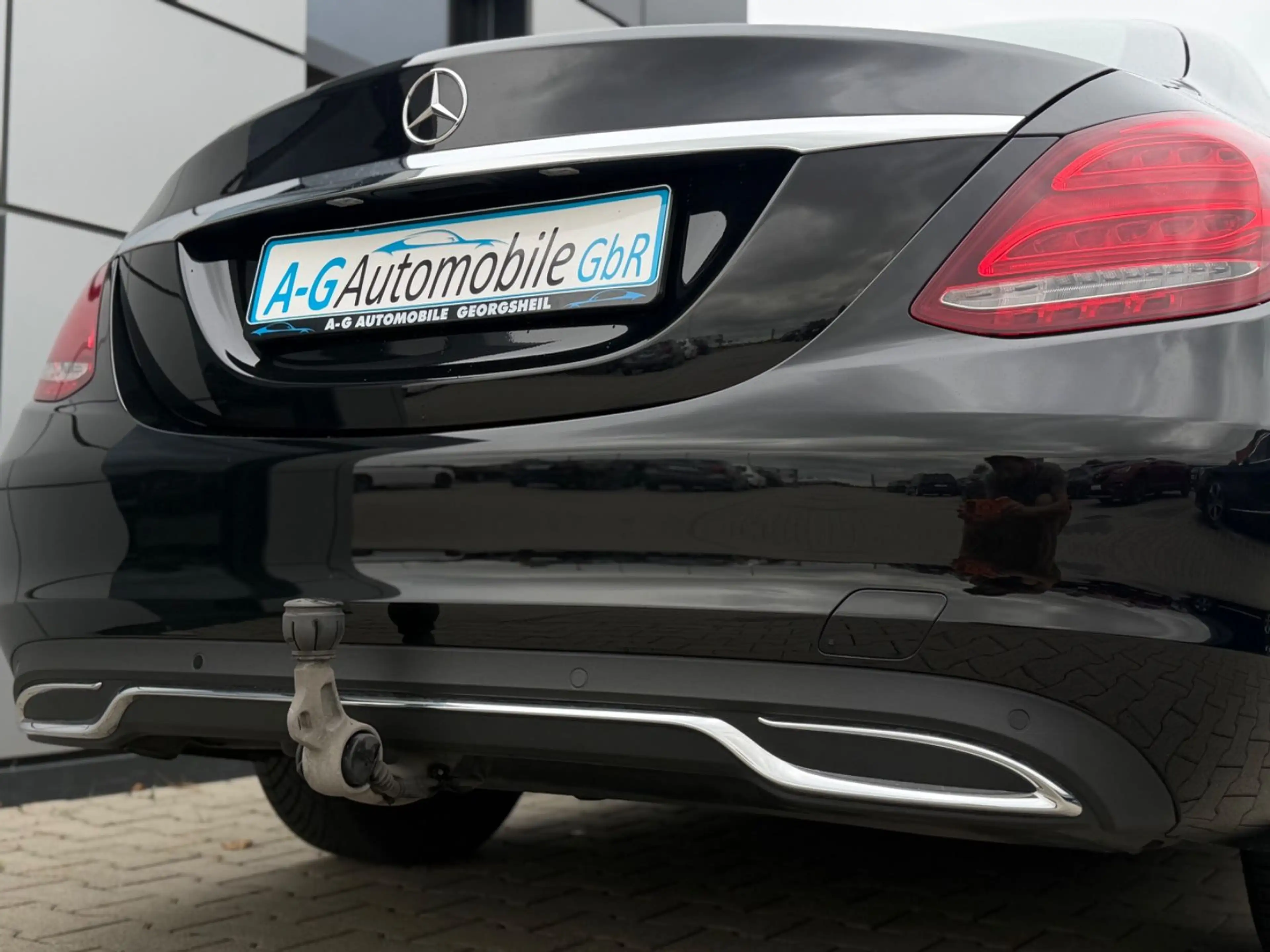 Mercedes-Benz C 200 d Limousine BlueTec Schiebedach LED AHK — photo 8