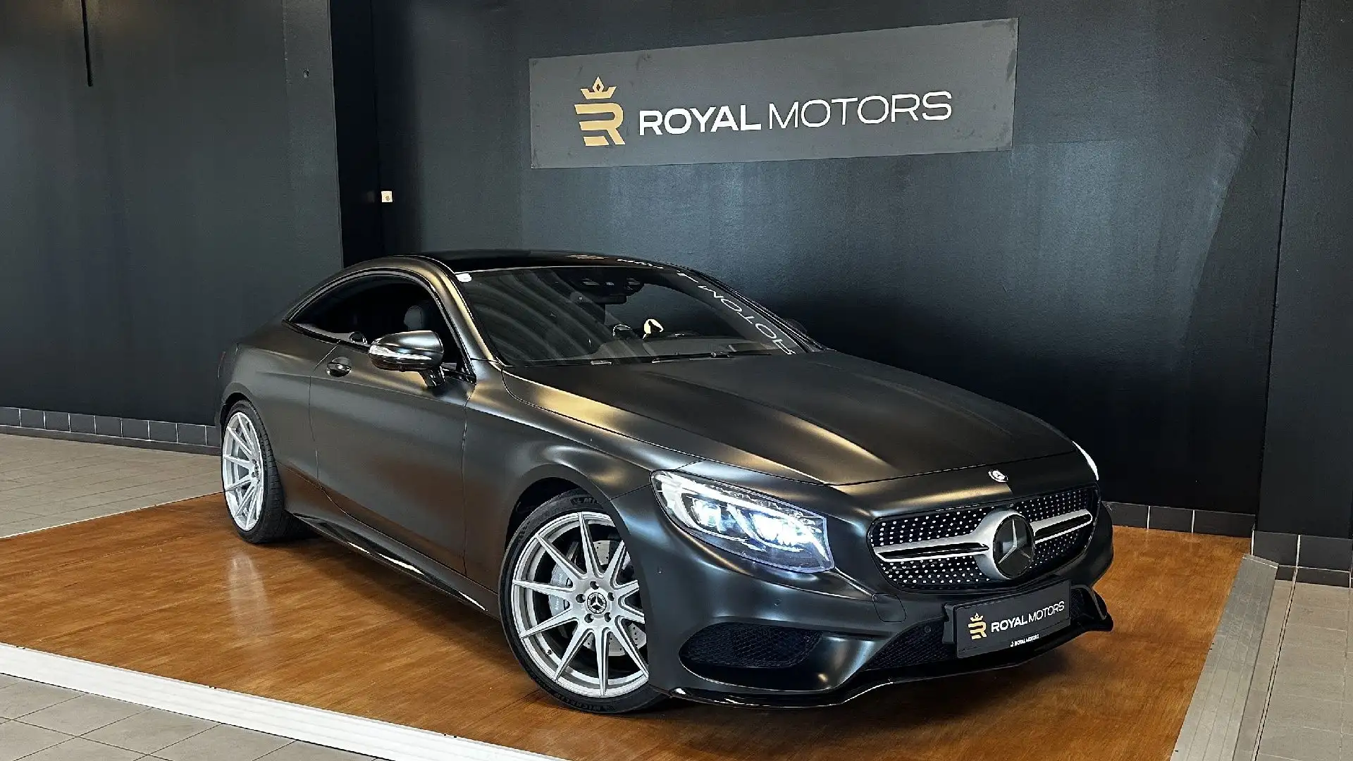 Mercedes-Benz S 500 S-Klasse Coupe S 500 4Matic AMG-Line Silber - 1