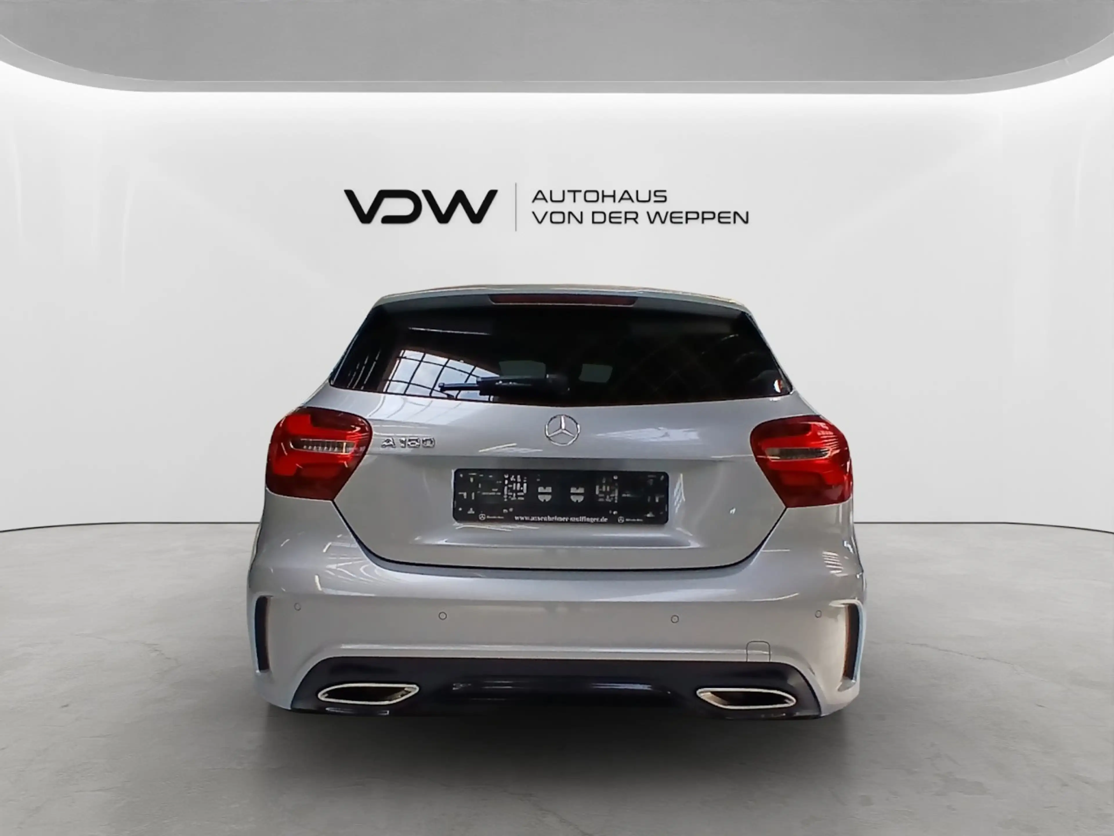 Mercedes-Benz A 180 AMG-Line BlueEff. LED, PTS, Navi, SHZ Klima Navi — photo 6