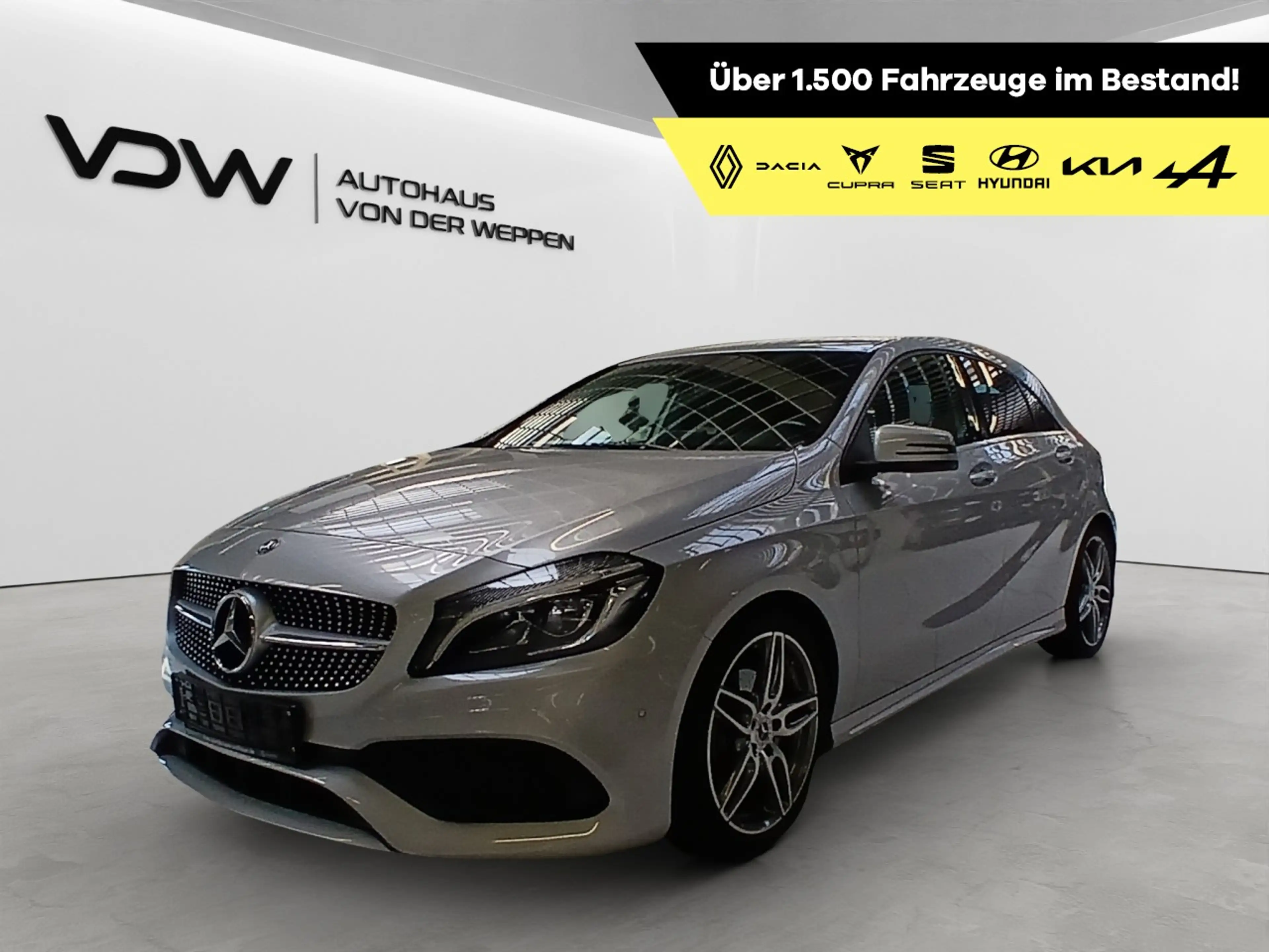 Mercedes-Benz A 180 AMG-Line BlueEff. LED, PTS, Navi, SHZ Klima Navi