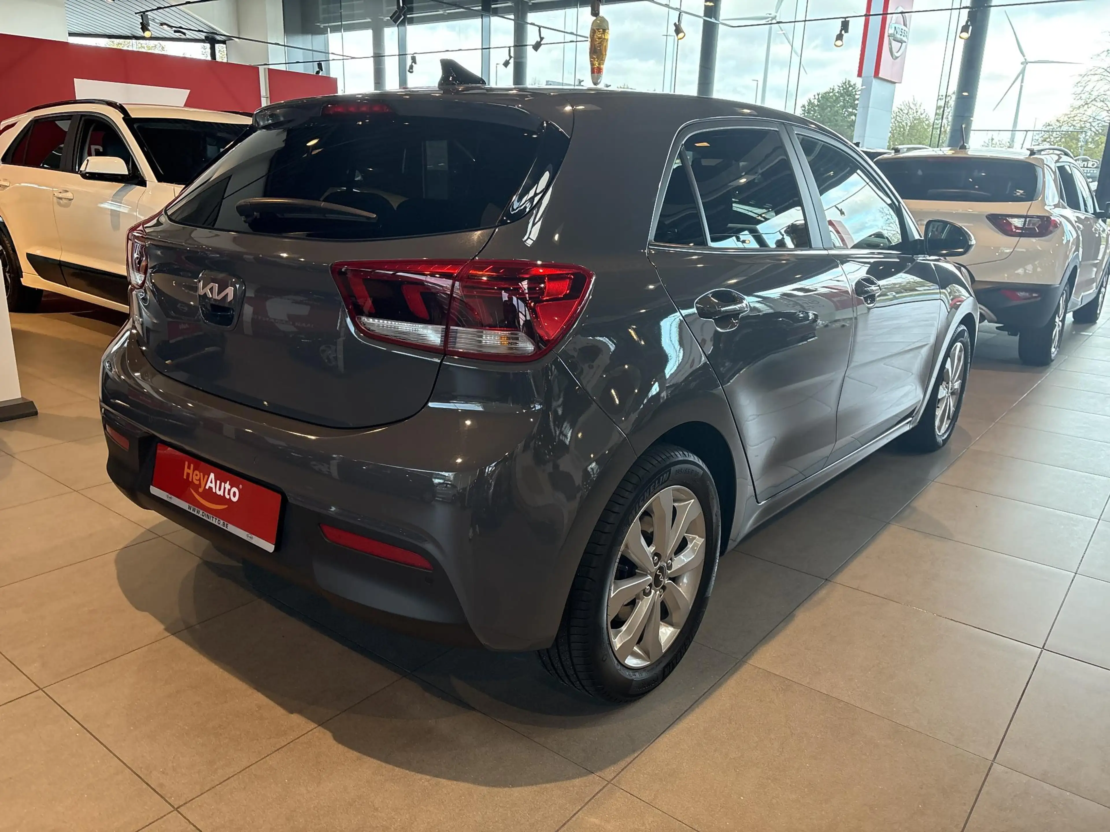 Kia Rio 1.0 T 100 More DCT — photo 4