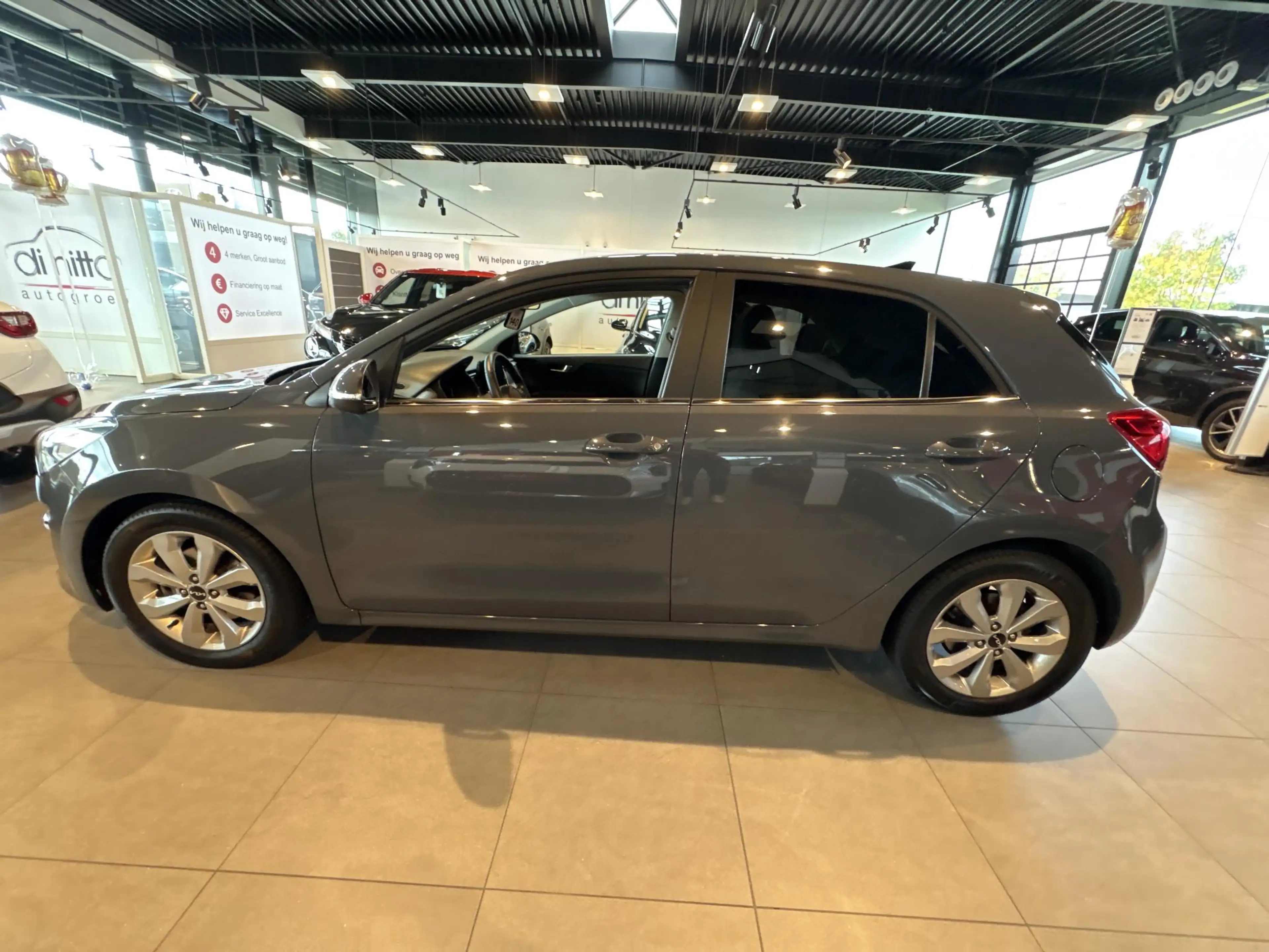 Kia Rio 1.0 T 100 More DCT — photo 3