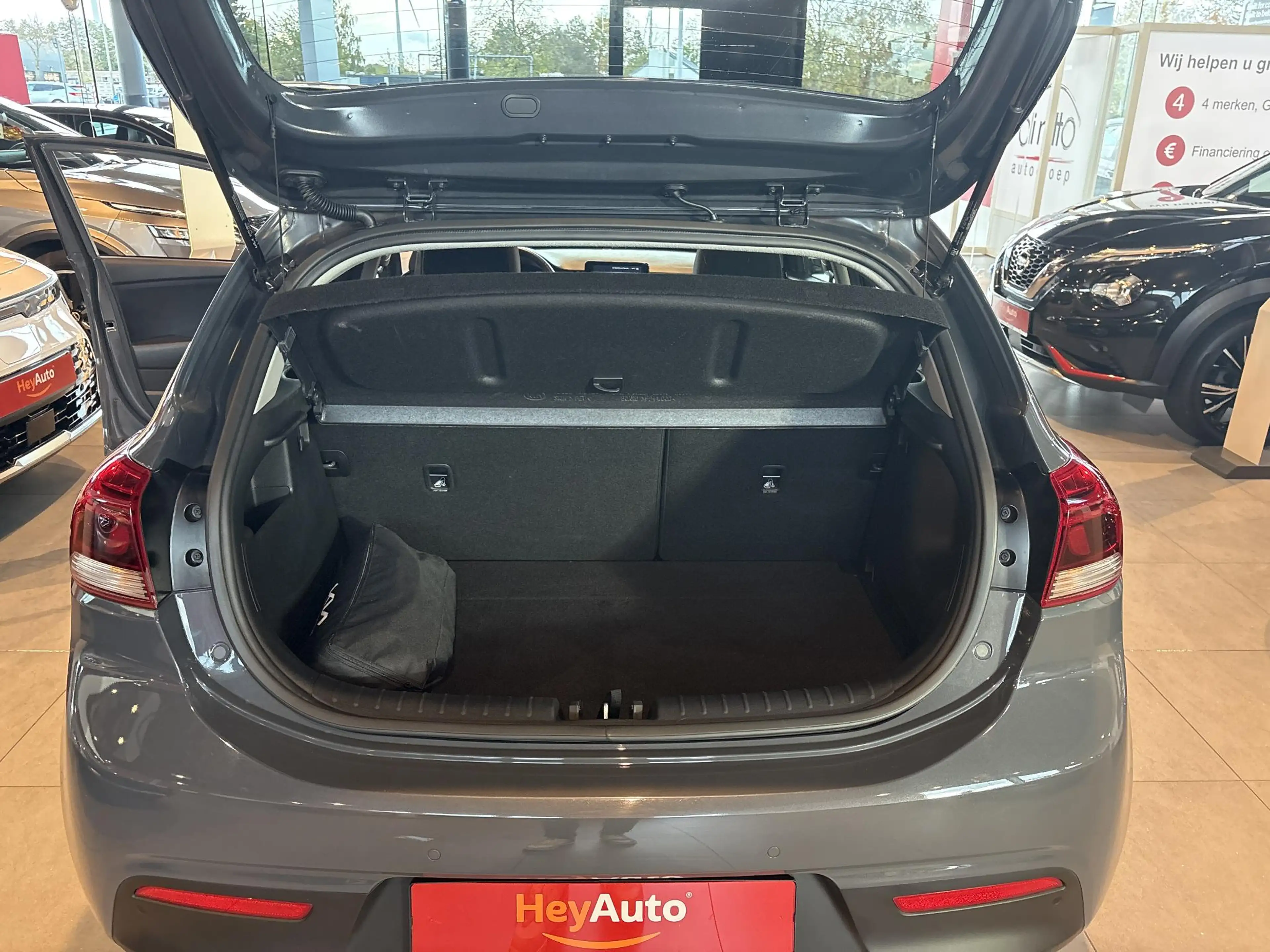 Kia Rio 1.0 T 100 More DCT — photo 9