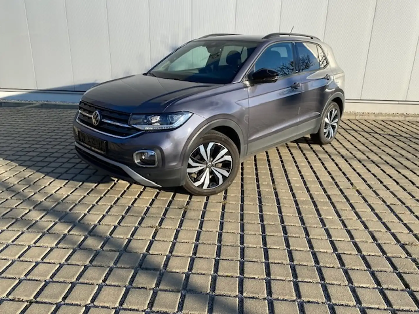 Volkswagen T-Cross 1.0 TSI Active PLUS/17-ZOLL/LED/NAVI+VZE/ACC/PDC/ Grau - 2