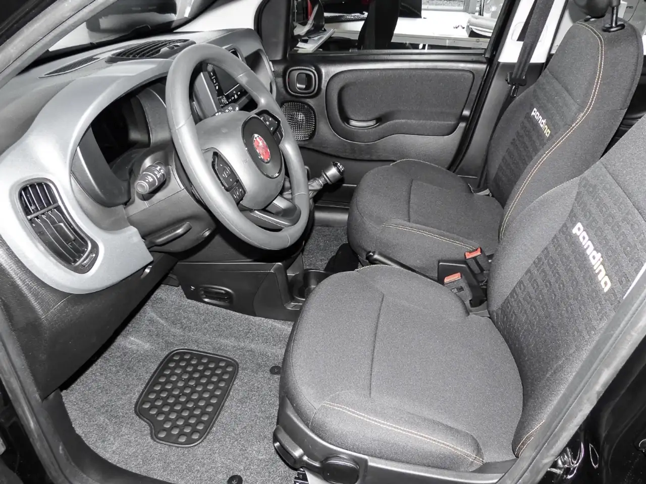 Fiat Panda Mild Hybrid City Paket Cinema Schwarz 9
