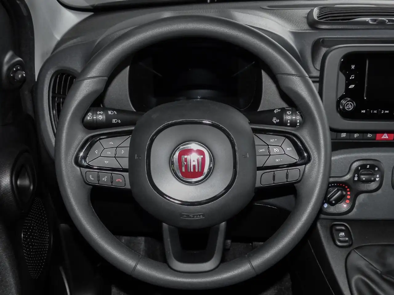 Fiat Panda Mild Hybrid City Paket Cinema Schwarz 7