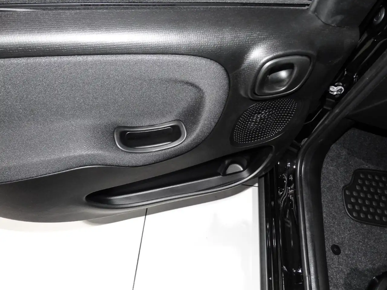 Fiat Panda Mild Hybrid City Paket Cinema Schwarz 10