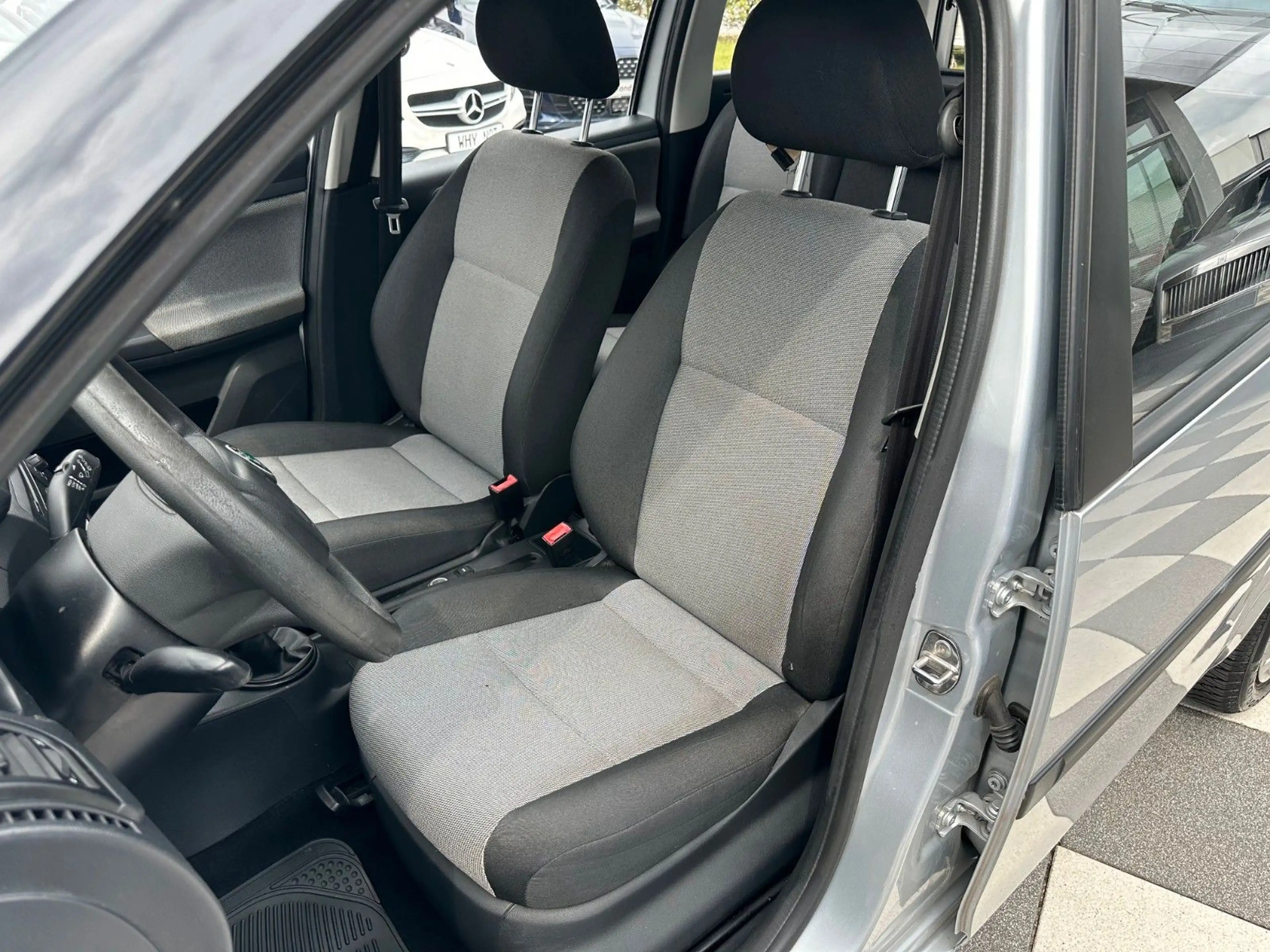 Skoda Roomster Plus Edition,Klima,erst 84500 km,AHK — photo 9