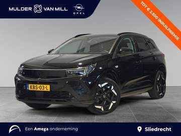 GSE 1.6 PHEV Hybrid4 300pk e-EAT8 4x4 | ALCANTARA/