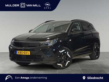 GSE 1.6 PHEV Hybrid4 300pk e-EAT8 4x4 | ALCANTARA/