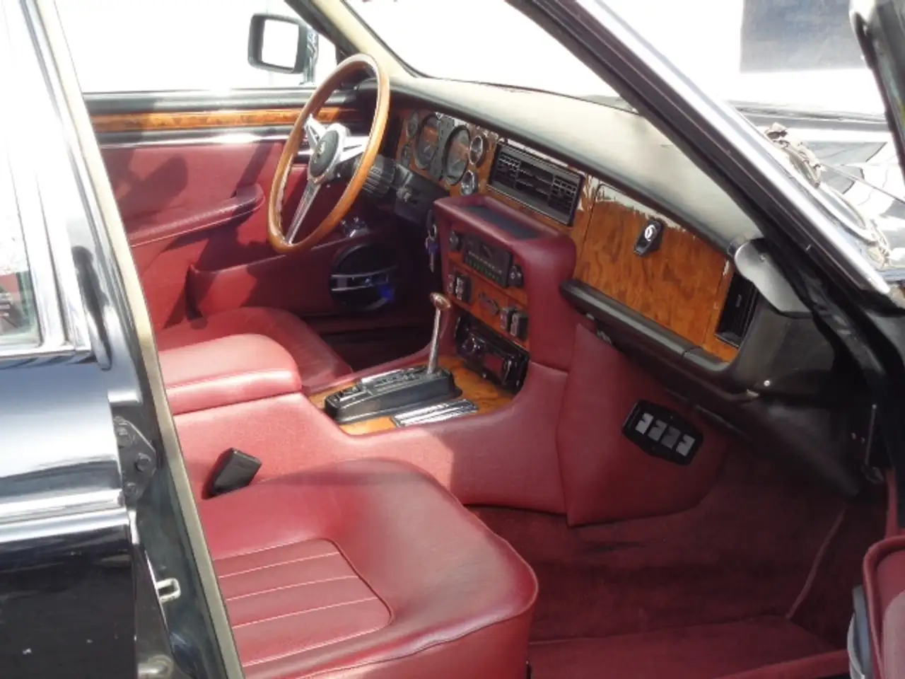 Jaguar Daimler Automatik Double Six, foto 4