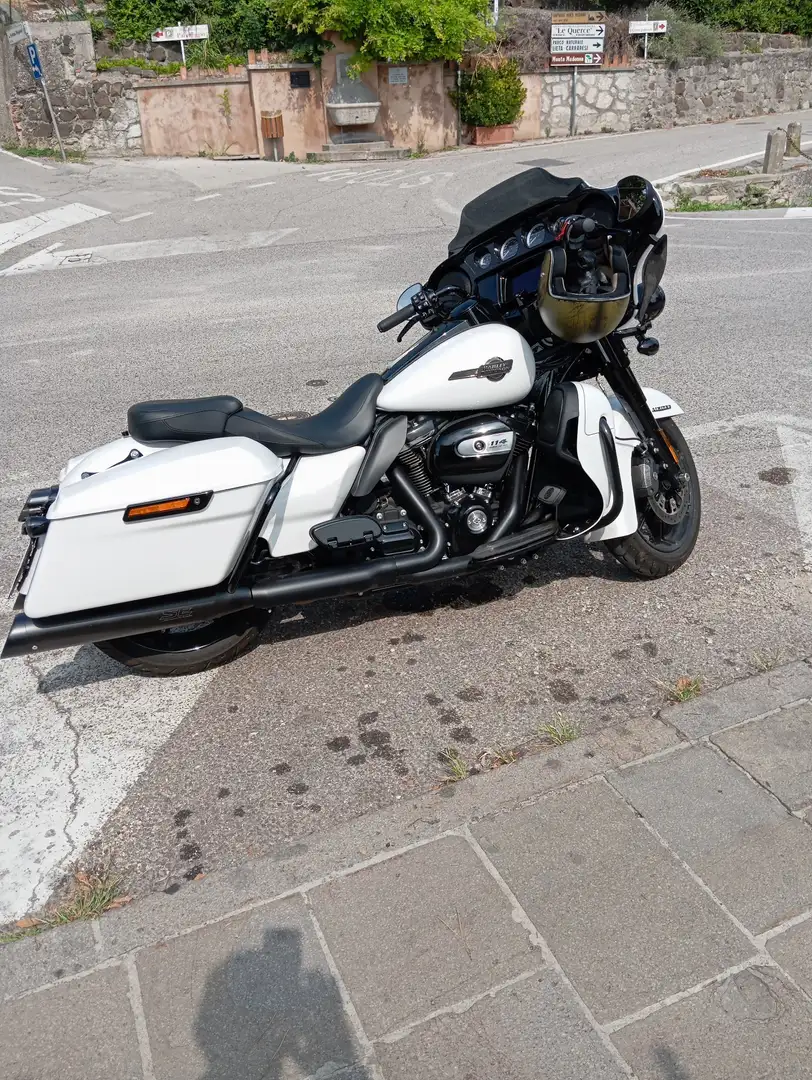 Harley-Davidson Street Glide ultrà limited Blanc - 1