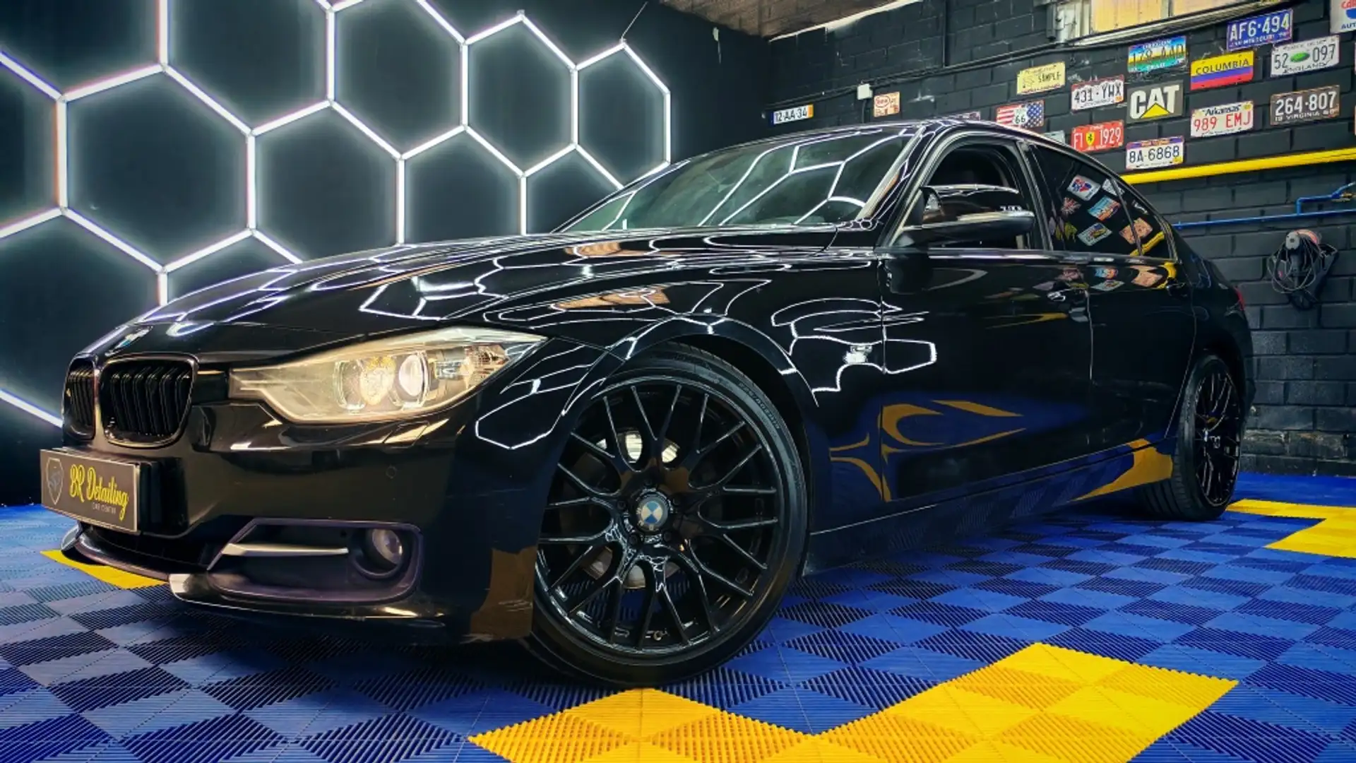 BMW 320 320d Sport Negro - 1