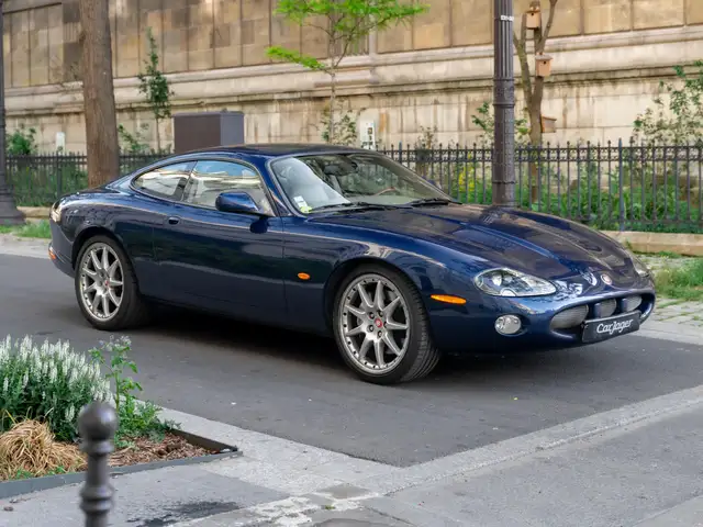 Jaguar XKR 4.2i V8