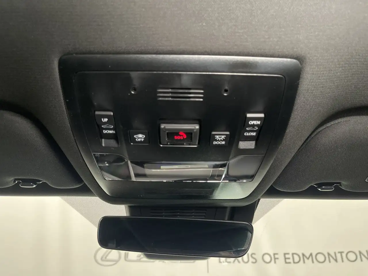 Lexus UX снимка Lexus UX