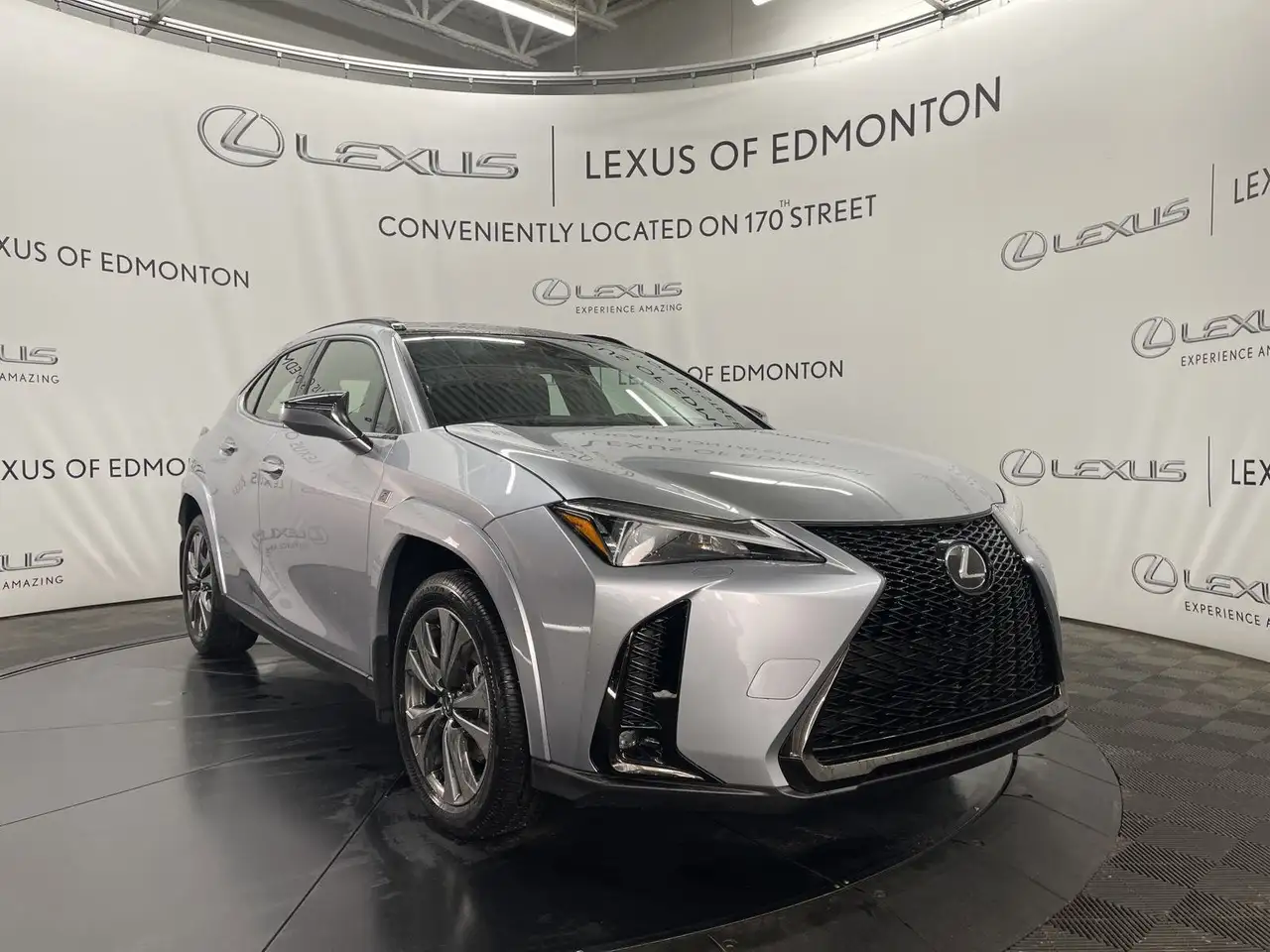 Lexus UX снимка Lexus UX
