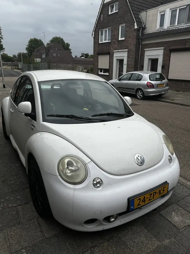 Volkswagen New Beetle 2.0 Білий - 2