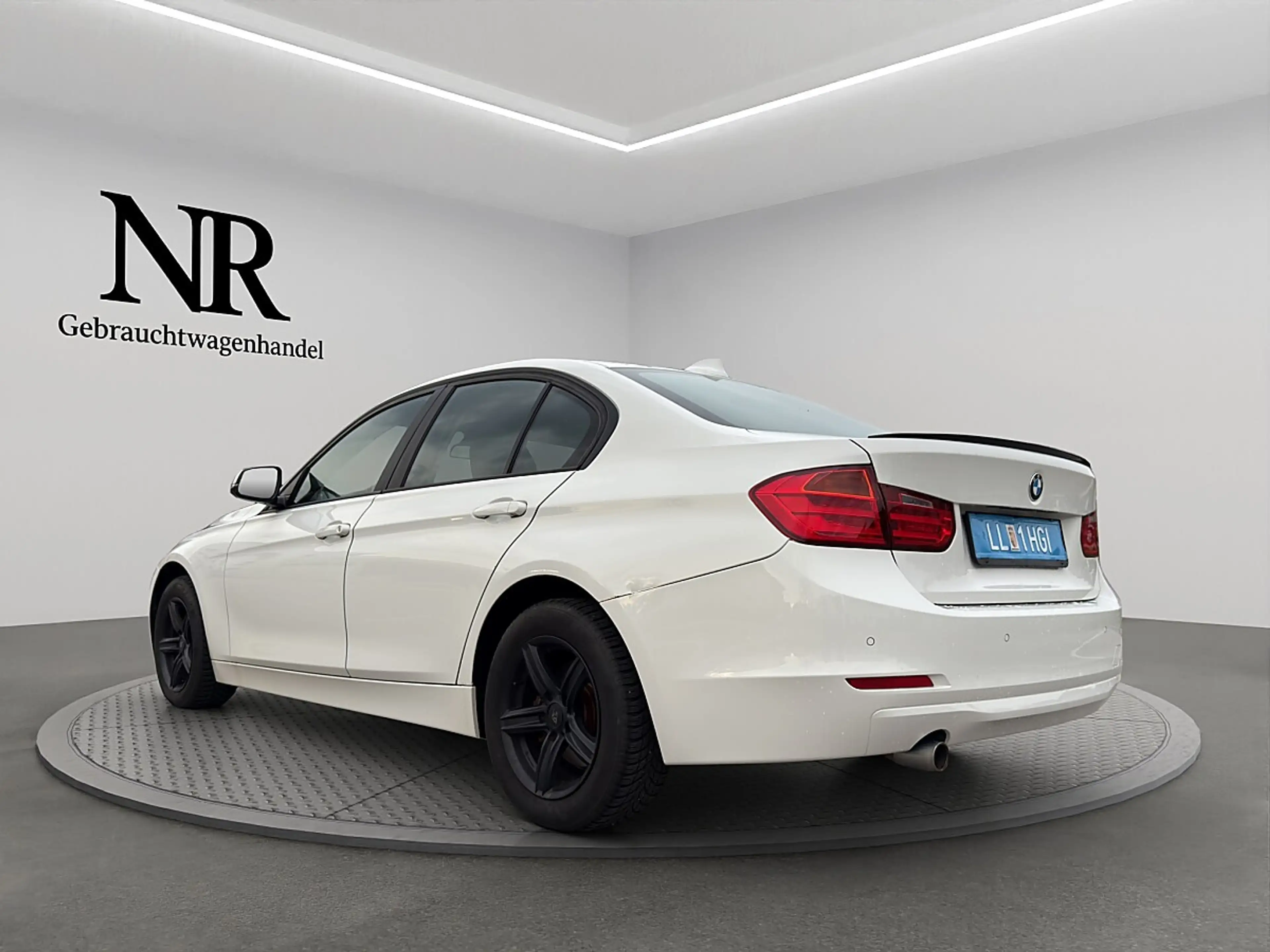 BMW 316 d Lim. — photo 4