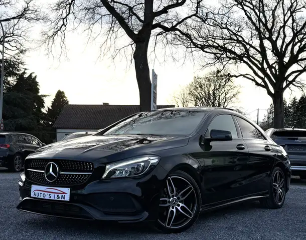 Mercedes-Benz CLA 180 Benzine AMG pack 2019 Pano Camer Sfeerv. Garantie!