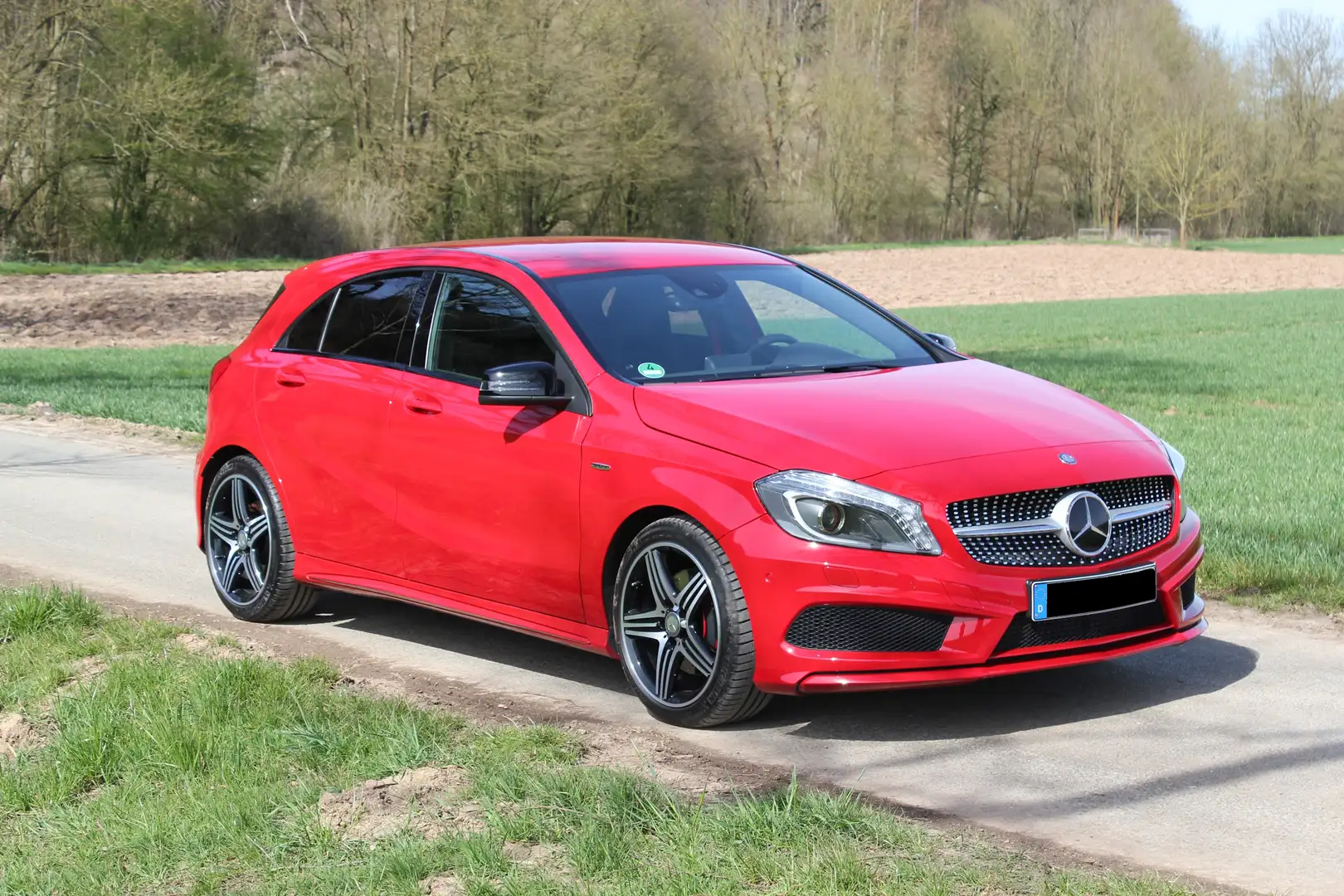 Mercedes-Benz A 250 A-Klasse Sport 7G-DCT Rouge - 1