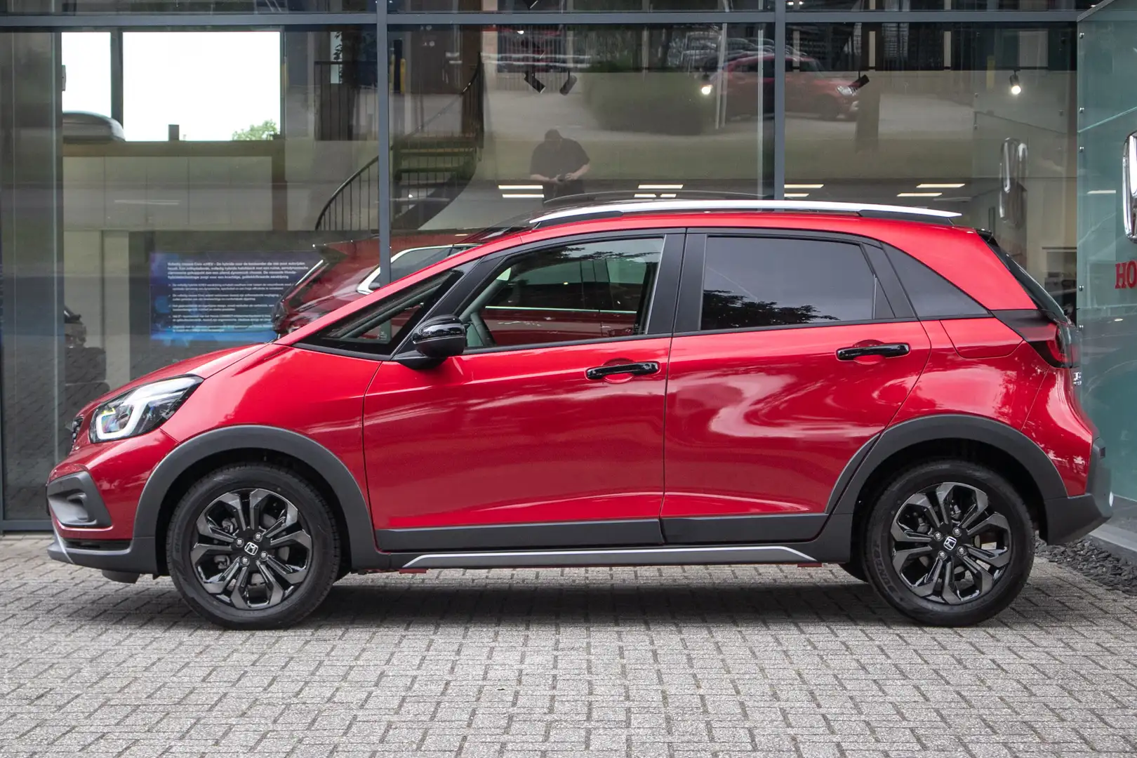 Honda Jazz 1.5 e:HEV Advance Crosstar Automaat - All in rijkl Rood - 2