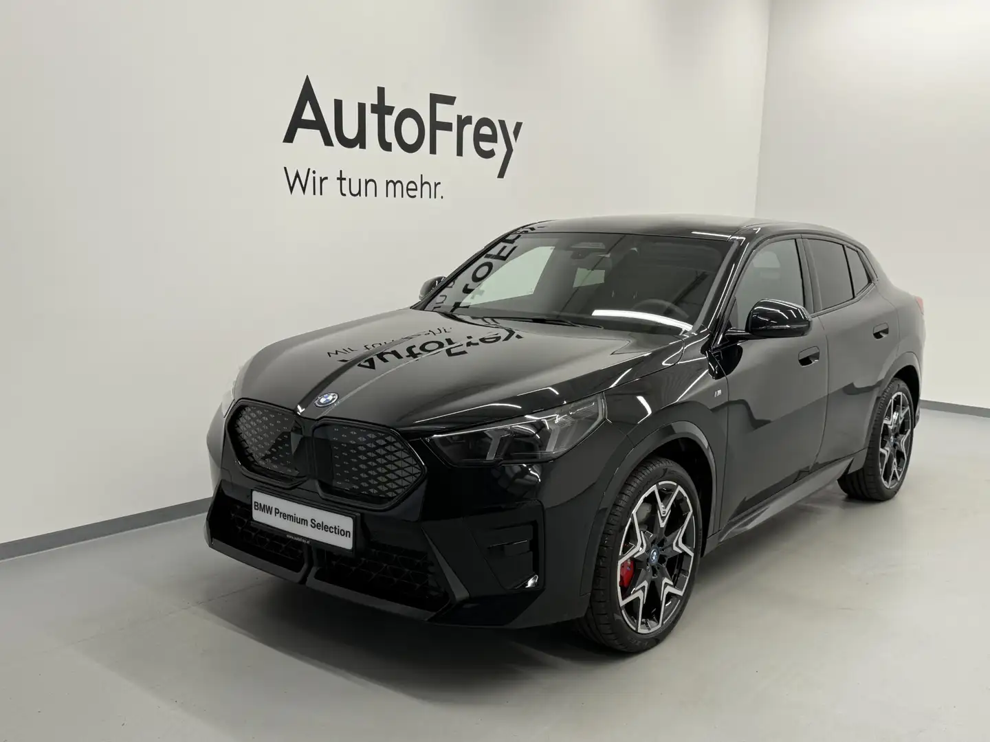 BMW iX2 xDrive30 Noir - 1