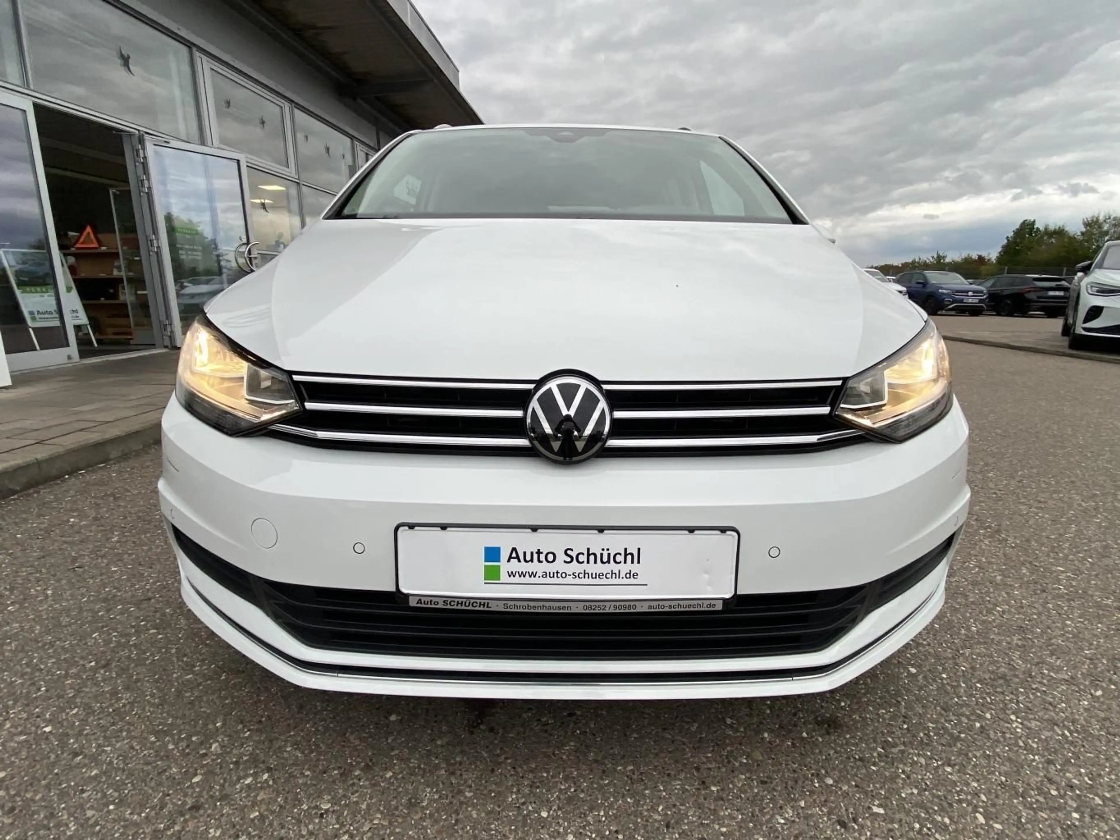 Volkswagen Touran 2.0 TDI DSG MOVE APP-CONNECT+AHK+VIRTUAL- — photo 9