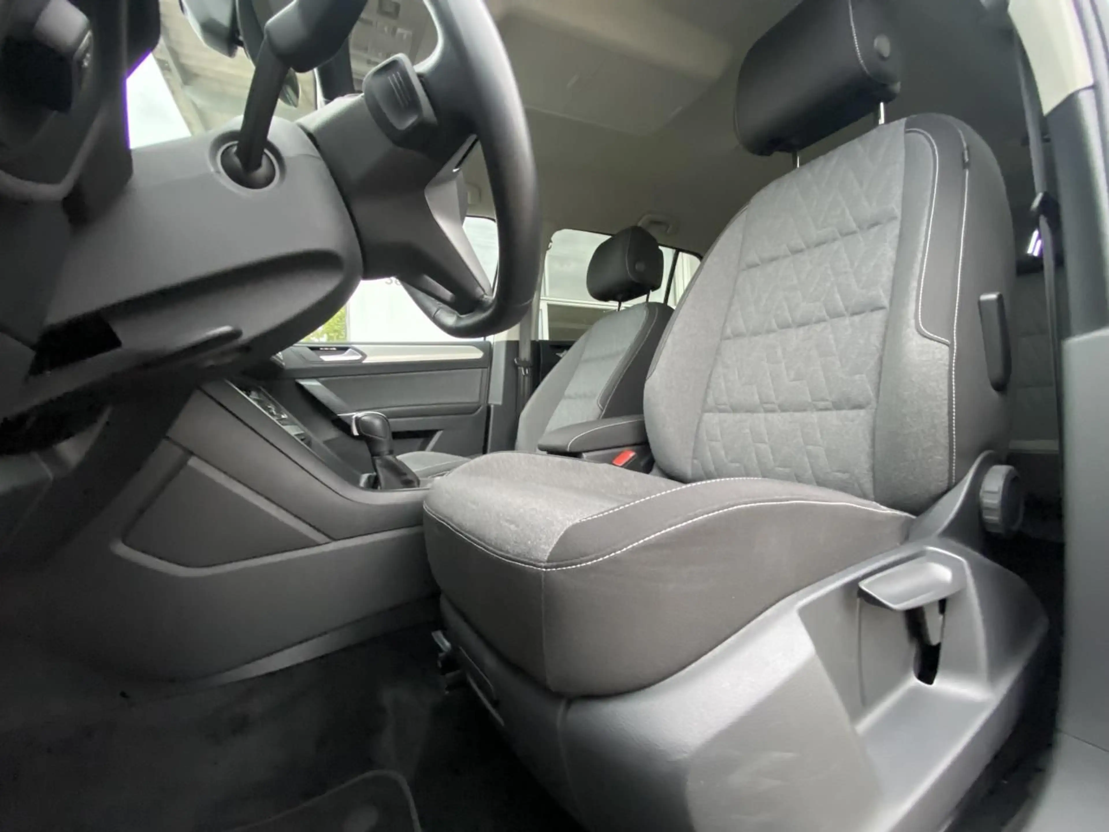 Volkswagen Touran 2.0 TDI DSG MOVE APP-CONNECT+AHK+VIRTUAL- — photo 10
