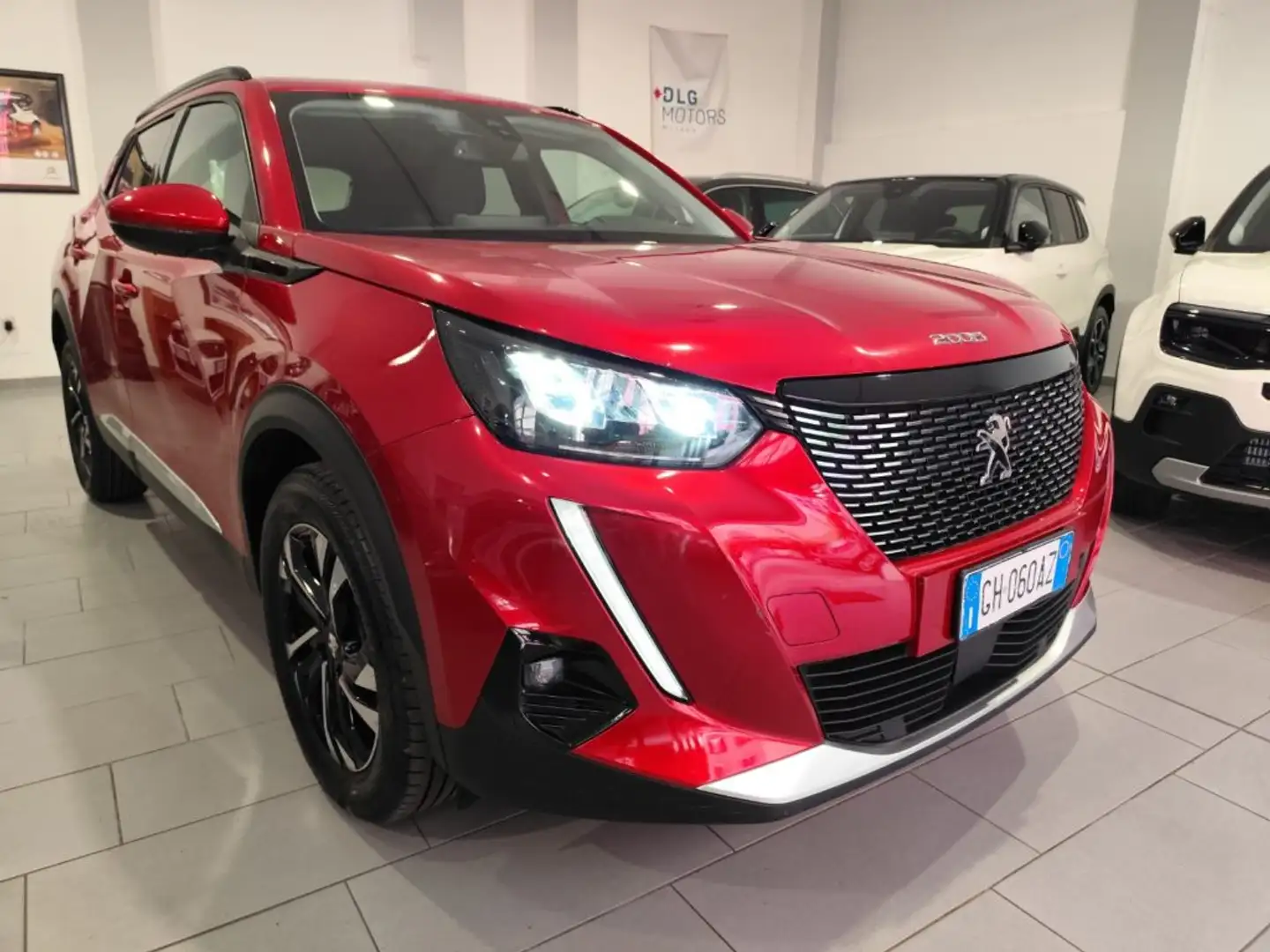 Peugeot 2008 BlueHDi 130 S&S EAT8 Allure Rot - 2