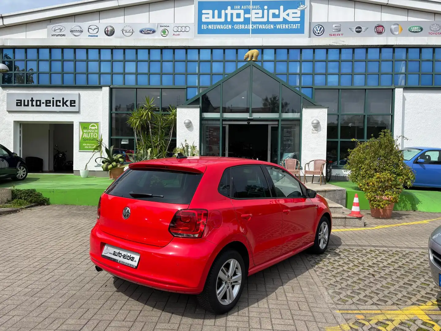 Volkswagen Polo 1.6 TDI BMT Match Rot - 2