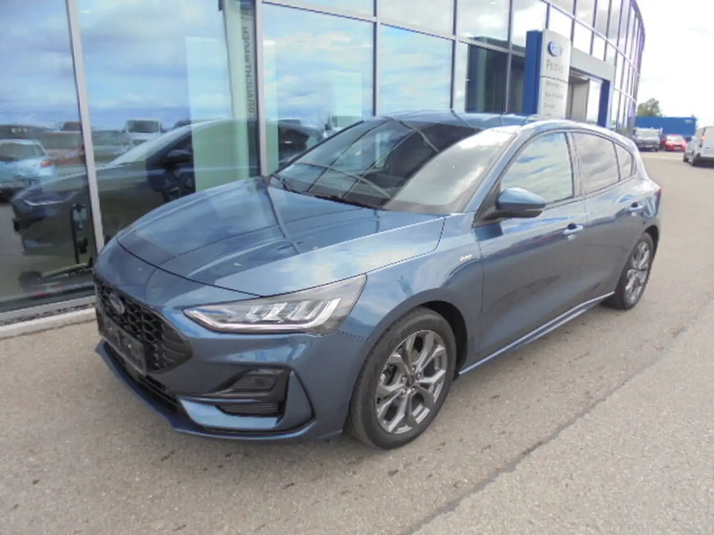 Ford Focus ST-Line X 5-türig 155PS Benzin mHEV Blau - 1