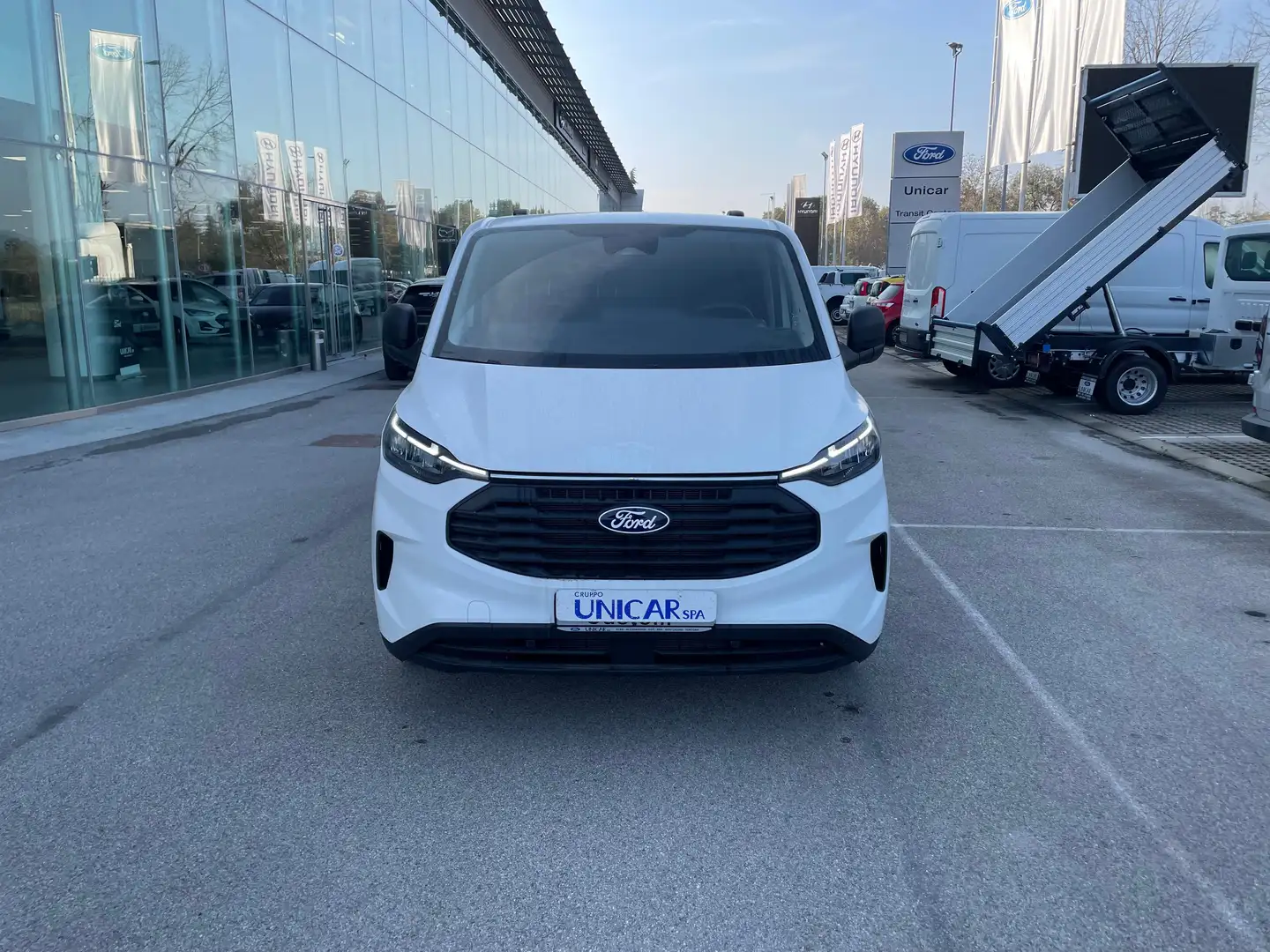 Ford Transit Custom 280 L1H1 VAN TREND 2.0TDCI 136CV Bianco - 2