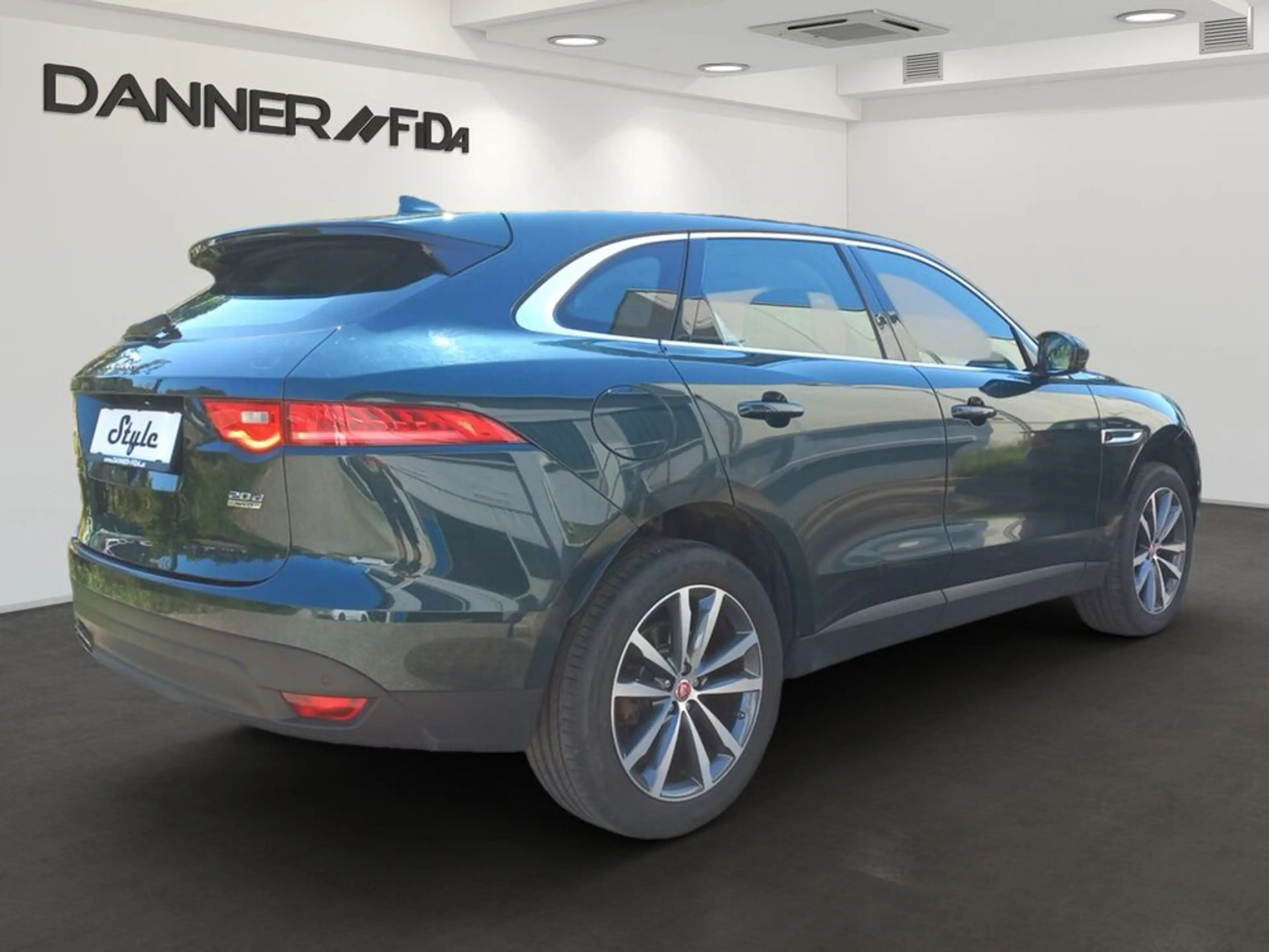 Jaguar F-Pace Portfolio AWD*SOFORT VERFÜGBAR* — photo 5
