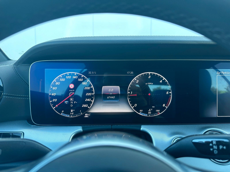 Mercedes-Benz E 400 d Coupe 4Matic AMG-LINE*DISTR*PANO*KEYLESS — photo 14