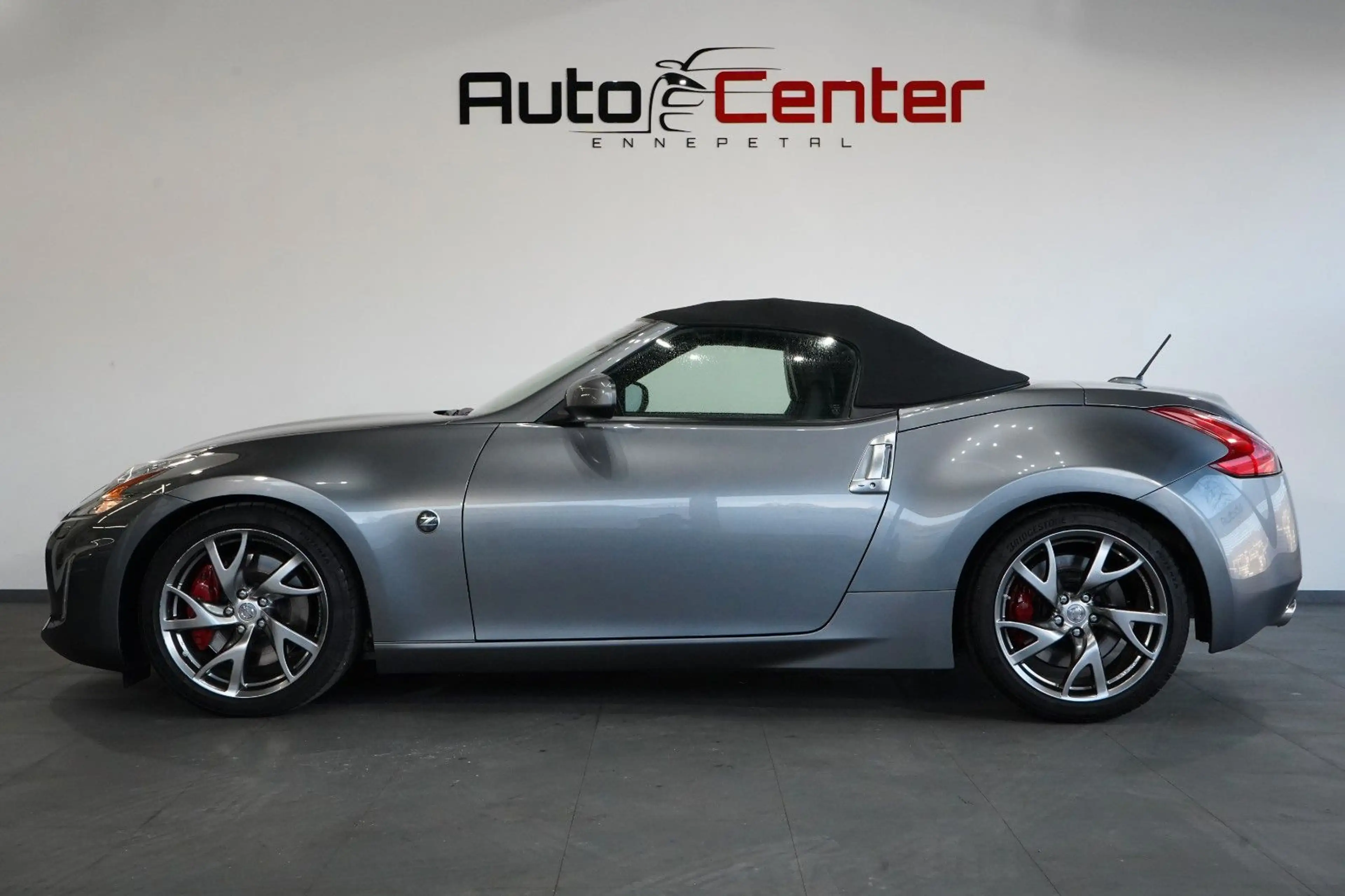 Nissan 370Z Roadster Pack*Keyless*Deutsch*Kamera*Navi* — photo 4