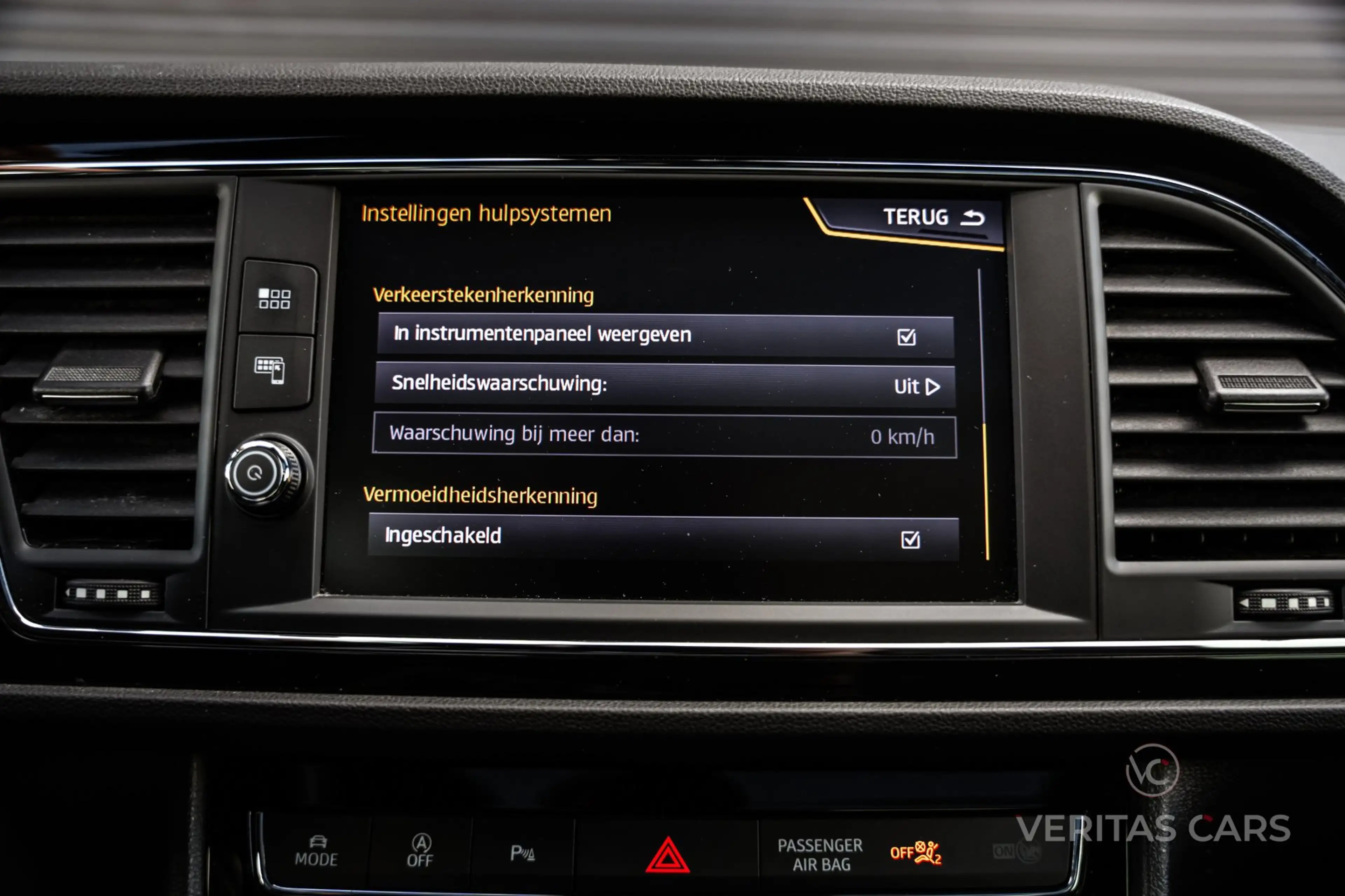 SEAT Leon ST 1.8 TSI FR 180PK|Pano|Beats|Camera|Drive Profil — photo 49