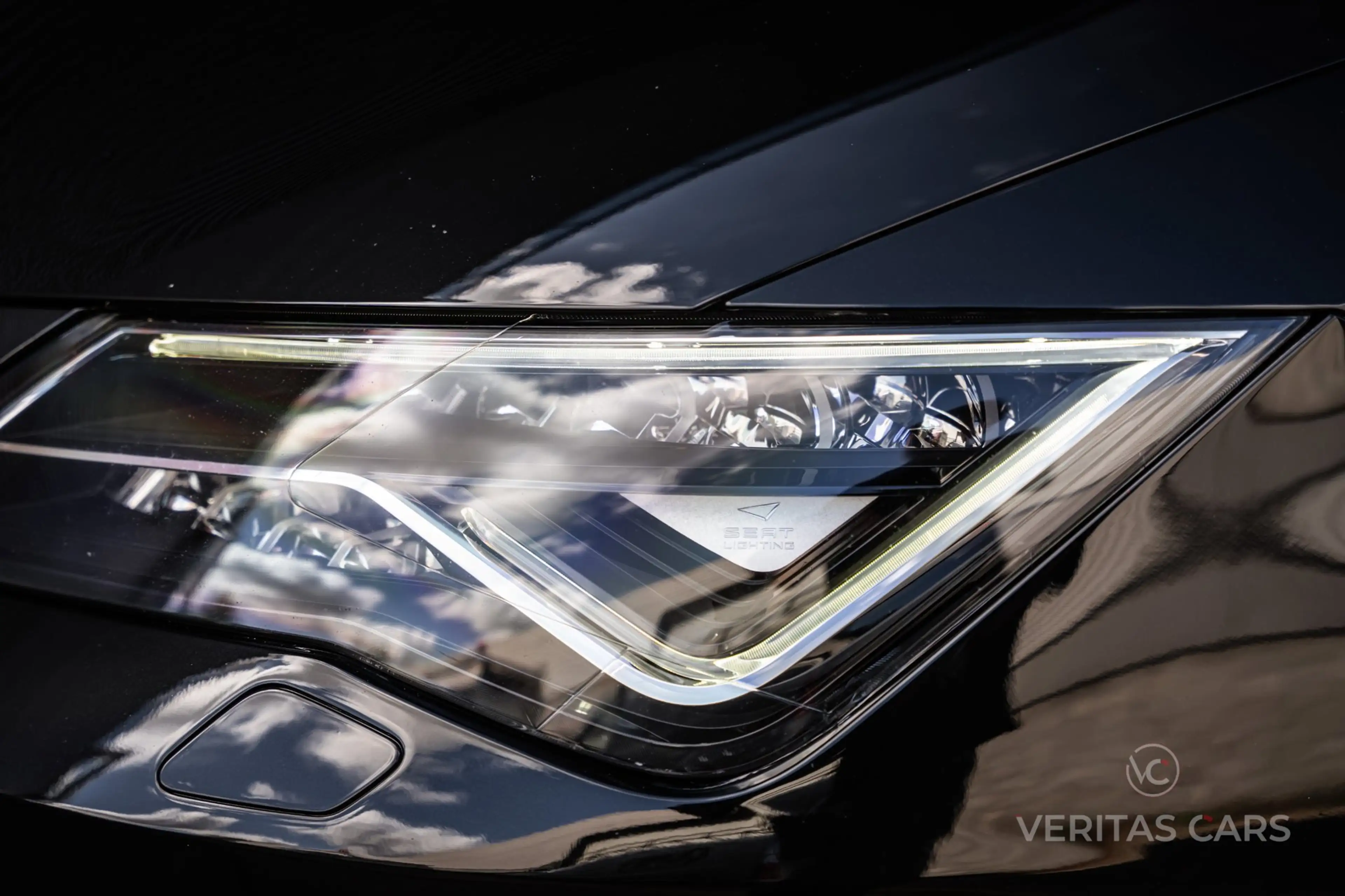 SEAT Leon ST 1.8 TSI FR 180PK|Pano|Beats|Camera|Drive Profil — photo 31